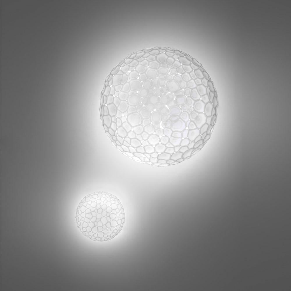 Modern Artemide Meteorite 15 Wall and Ceiling Light in White For Sale