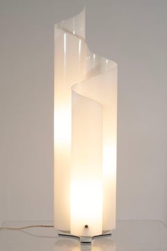 Artemide - Lampe à poser "Mezzachimera" de Vico Magistretti