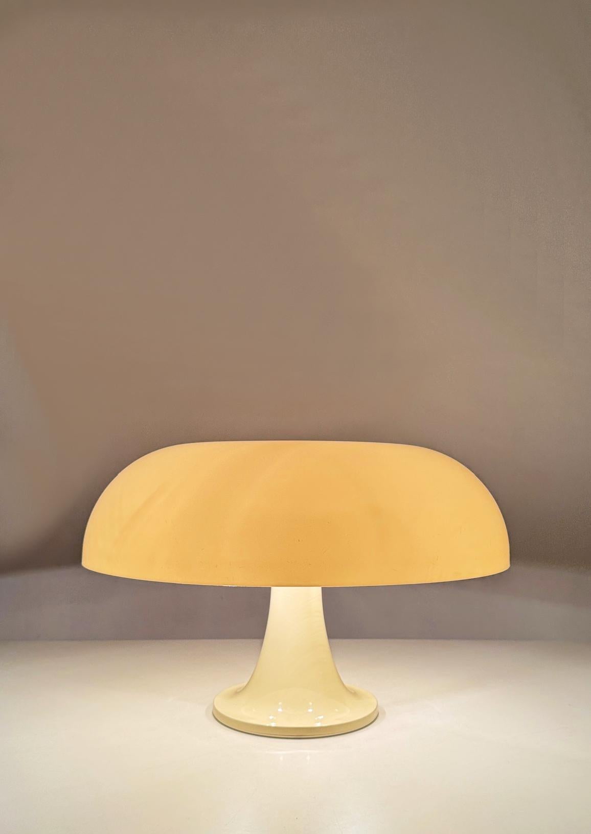 Lámpara Artemide Nesso de Giancarlo Mattioli para G.A.U.C.N. 1970s Italia - 1ª ed. 3