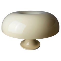 Lámpara Artemide Nesso de Giancarlo Mattioli para G.A.U.C.N. 1970s Italia - 1ª ed.