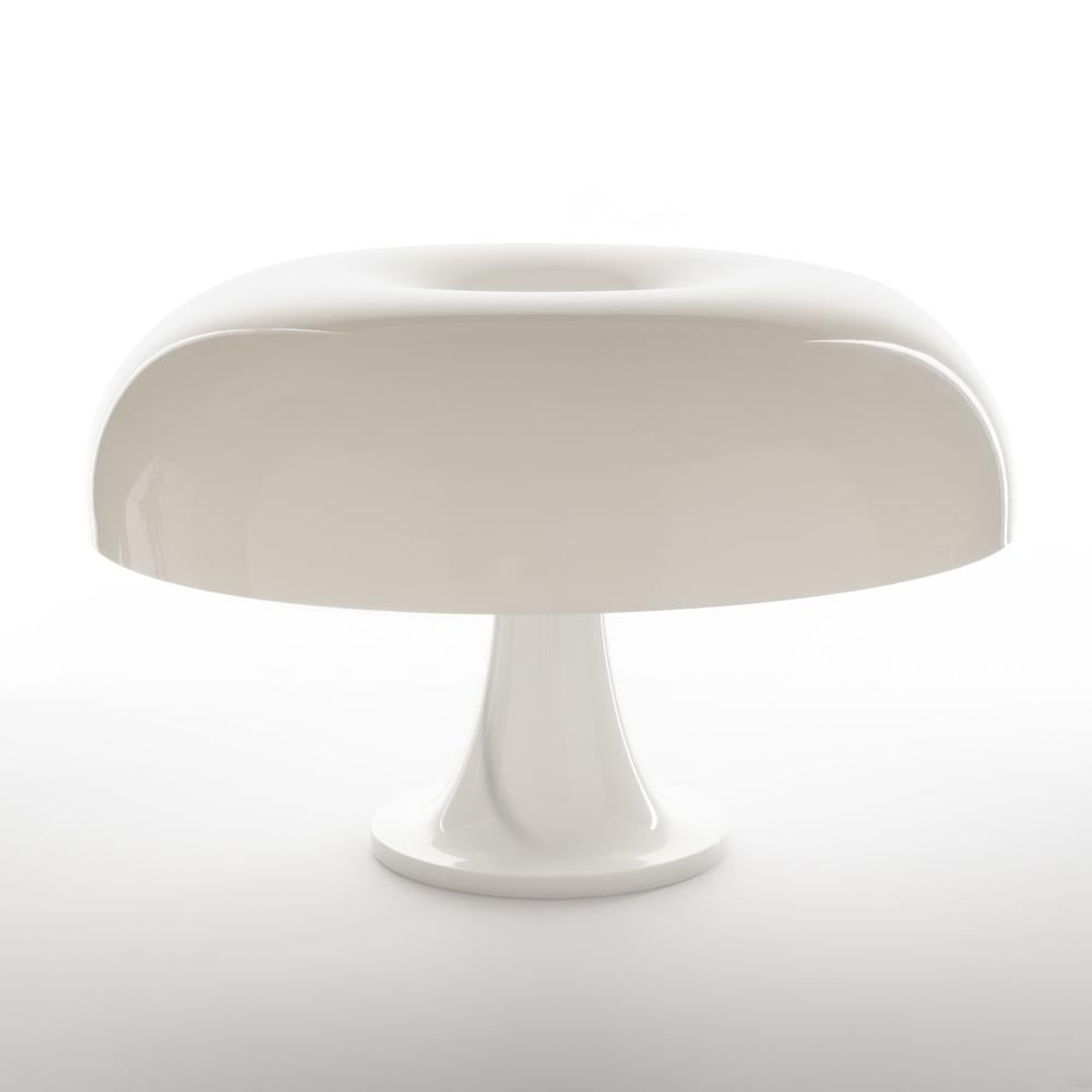 Moderne Lampe de table Artemide Nesso blanche en vente