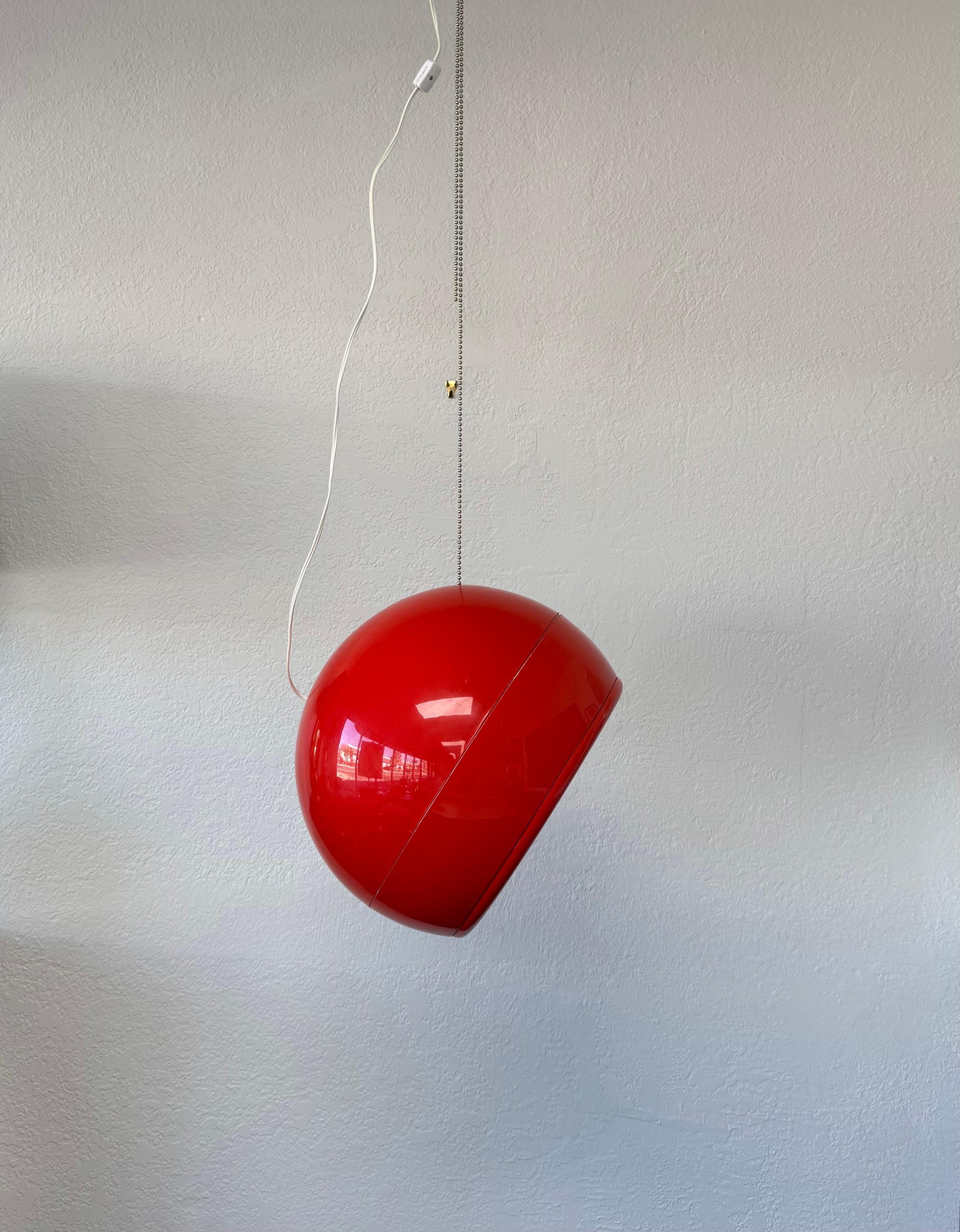 Lampada a sospensione rossa 'Pallade' di Artemide da Studio Tetrarch in vendita 1