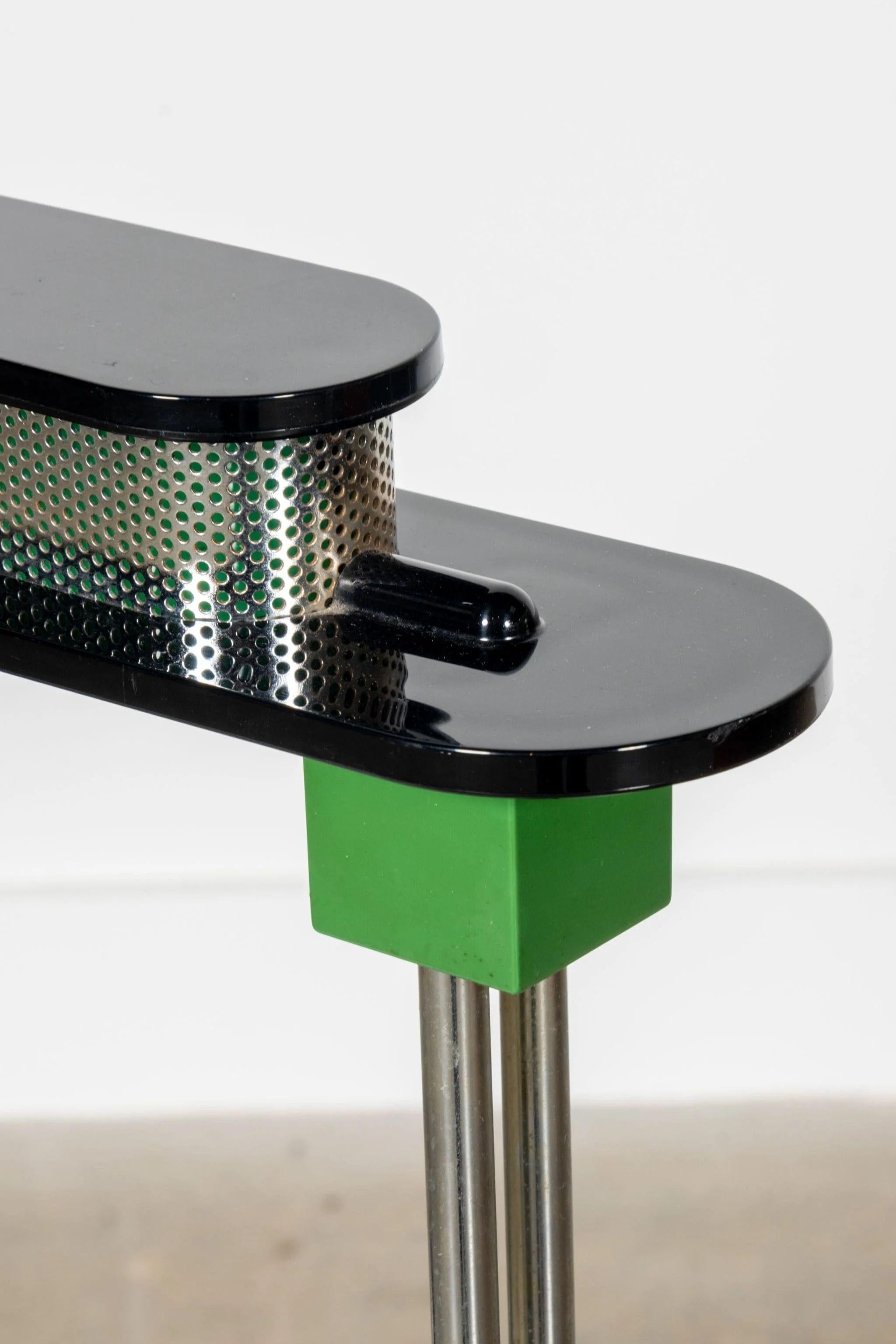 Artemide Pausania Bankers Lampe von Ettore Sottsass (Italienisch) im Angebot
