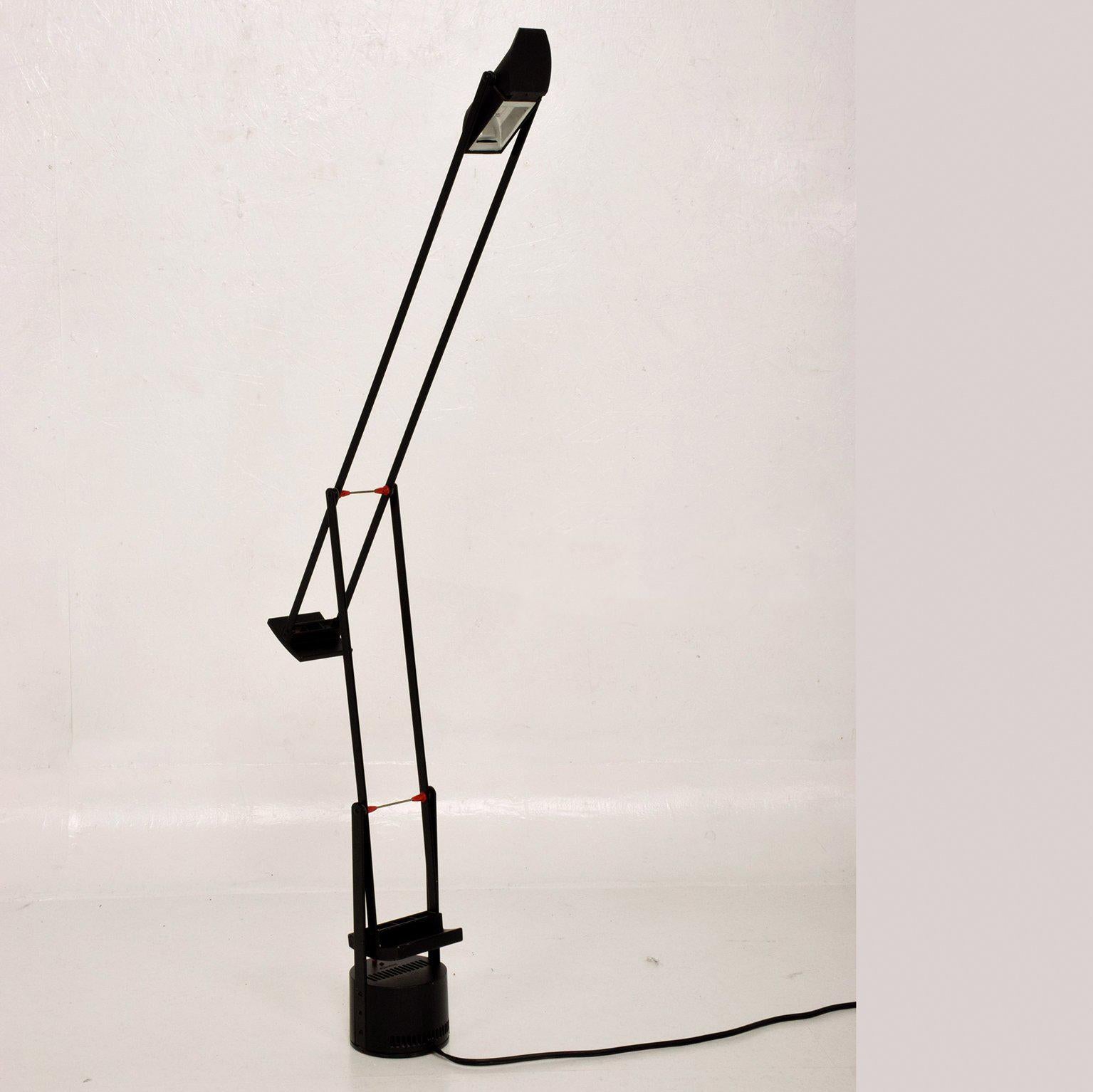 Artemide Postmodern Balancing Lamp In Fair Condition In Chula Vista, CA