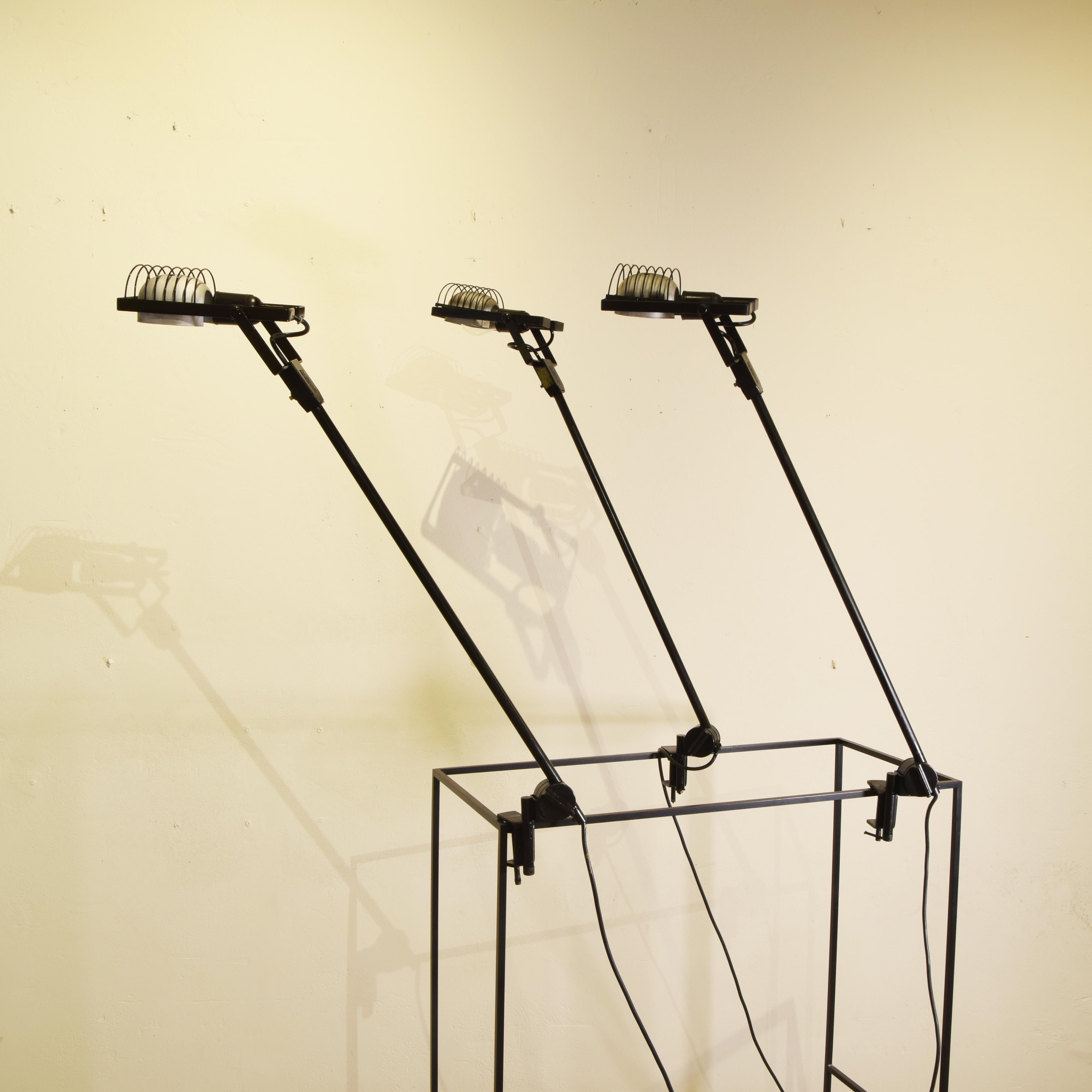 Artemide set of tree desk lamp Sintesi 1970s For Sale 8