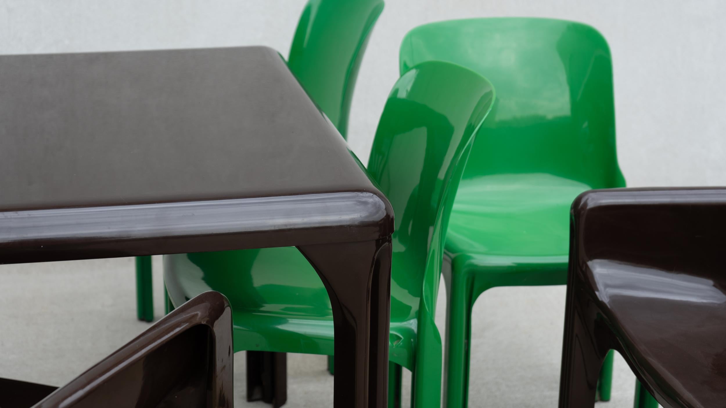 Molded Artemide Stadio 150 Table Designed by Vico Magistretti, Space Age Mid Century