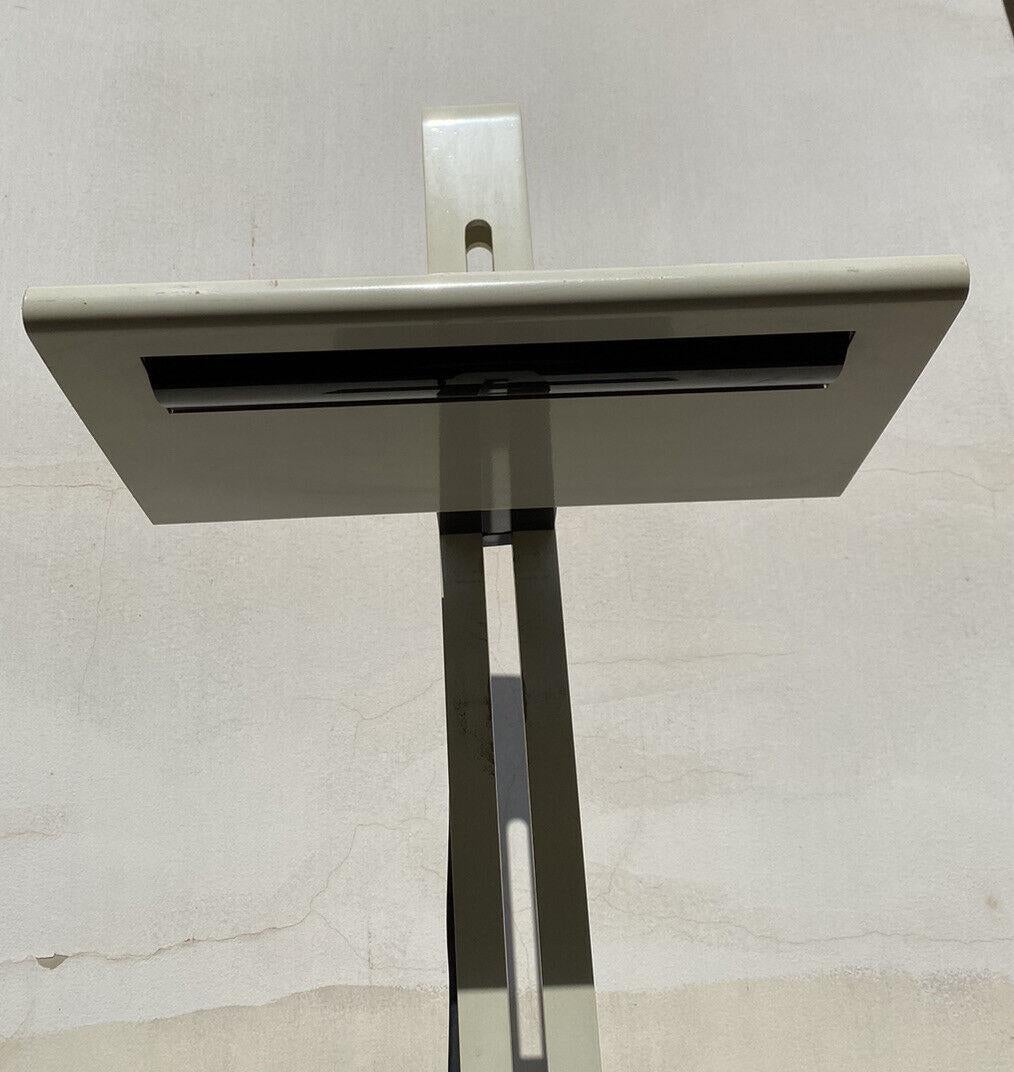 Late 20th Century Artemide Style Floor Lamp 1970's Lampadaire Design Vintage Lamp en vente