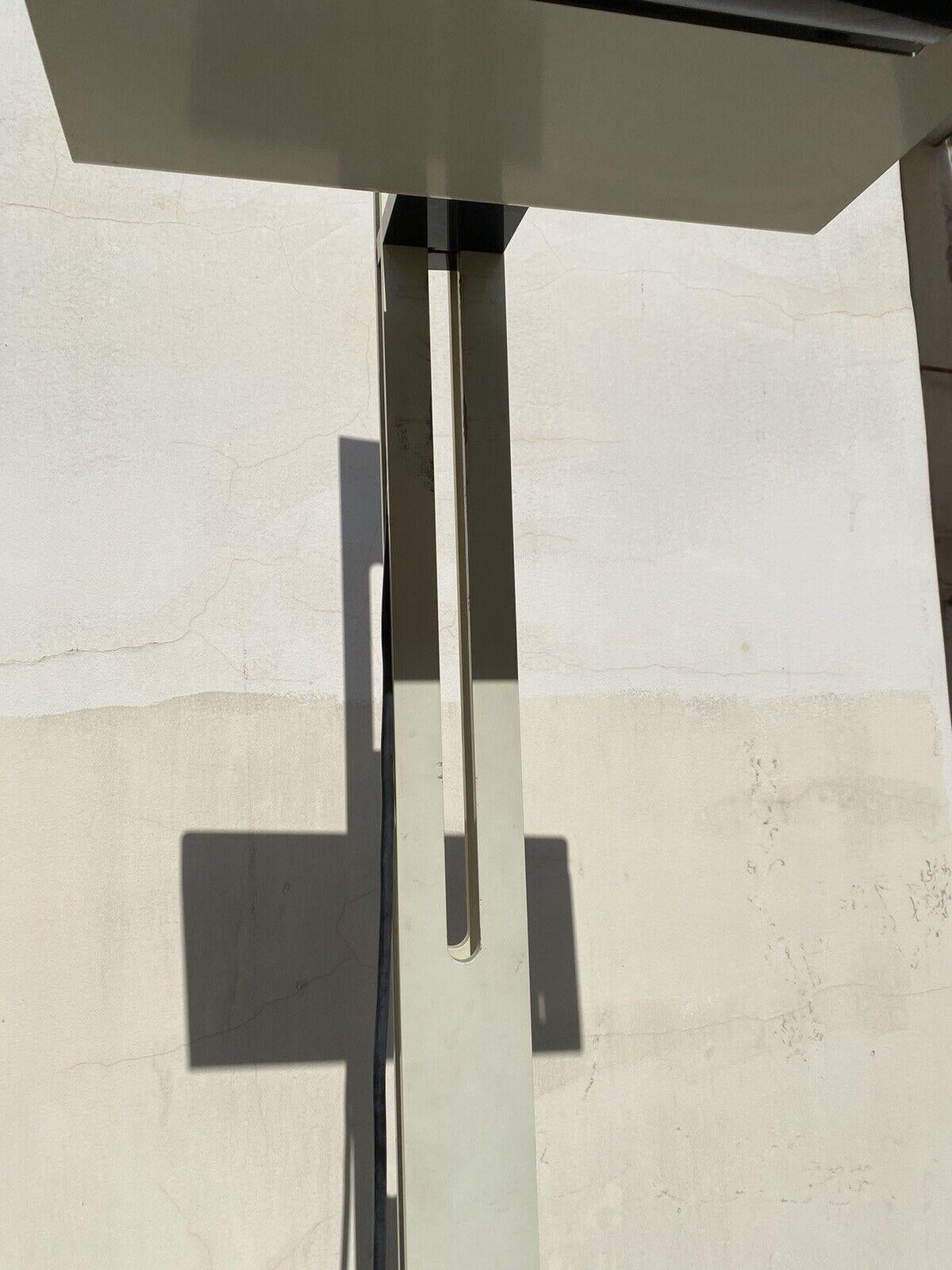 Artemide Style Floor Lamp 1970's Lampadaire Design Vintage Lamp en vente 2
