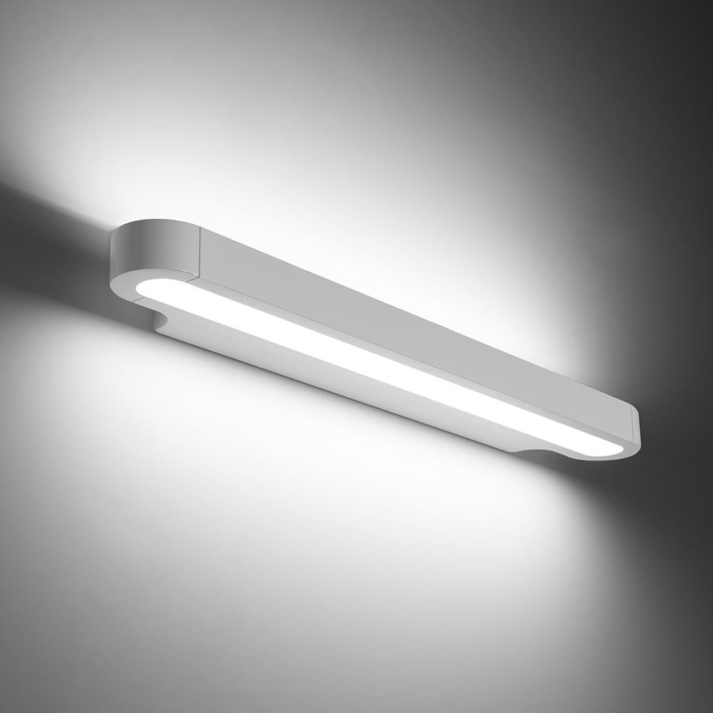 Talo’s sleek aluminum body complements any interior with a subtle contemporary touch, whether residential or commercial. Its wide variety of sizes makes it perfect for almost any lighting need, providing both direct and indirect energy-efficient LED
