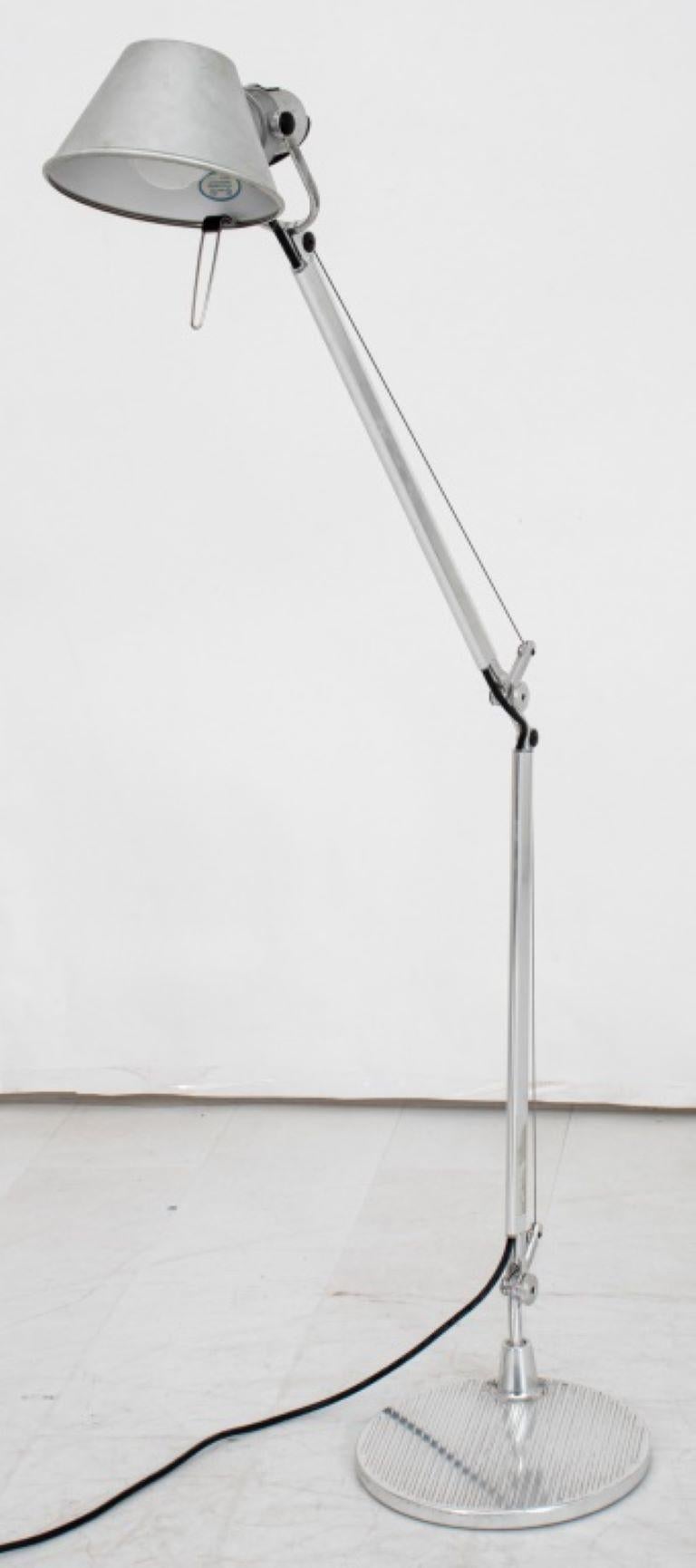 Artemide Tolomeo Adjustable Aluminium Table Lamp For Sale 3