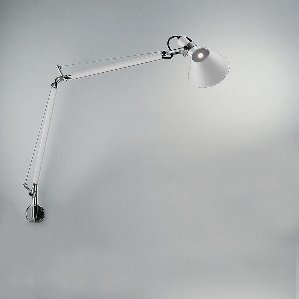 An extension to the iconic Tolomeo family, Tolomeo wall combines the body of the Tolomeo table lamp with a surface or j-box mounting wall support, allowing for a wall lighting solution that provides flexibility and style.

Materials:
Arms and
