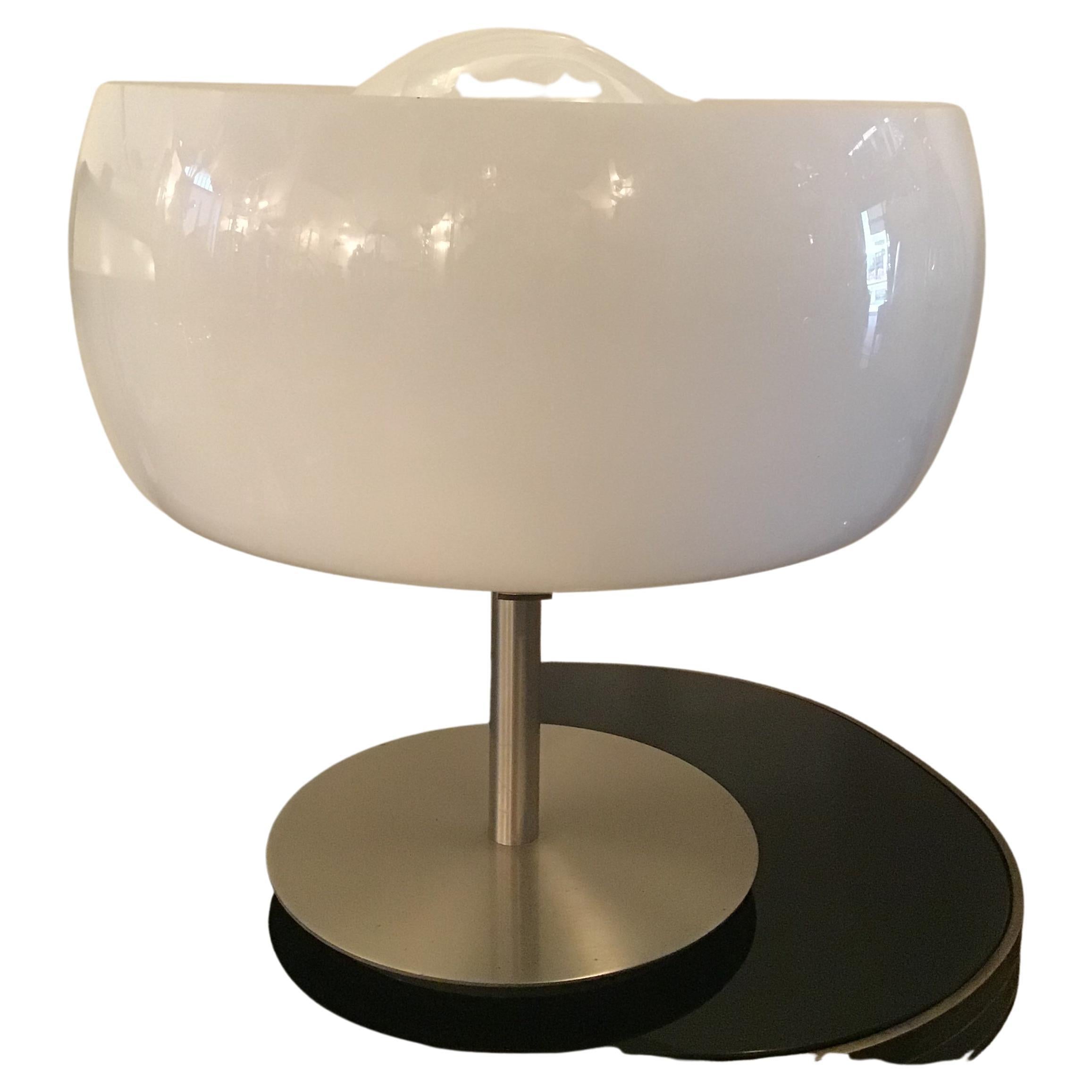 Artemide Vico Magistretti lampe de bureau en verre, métal et chrome 1964, Italie