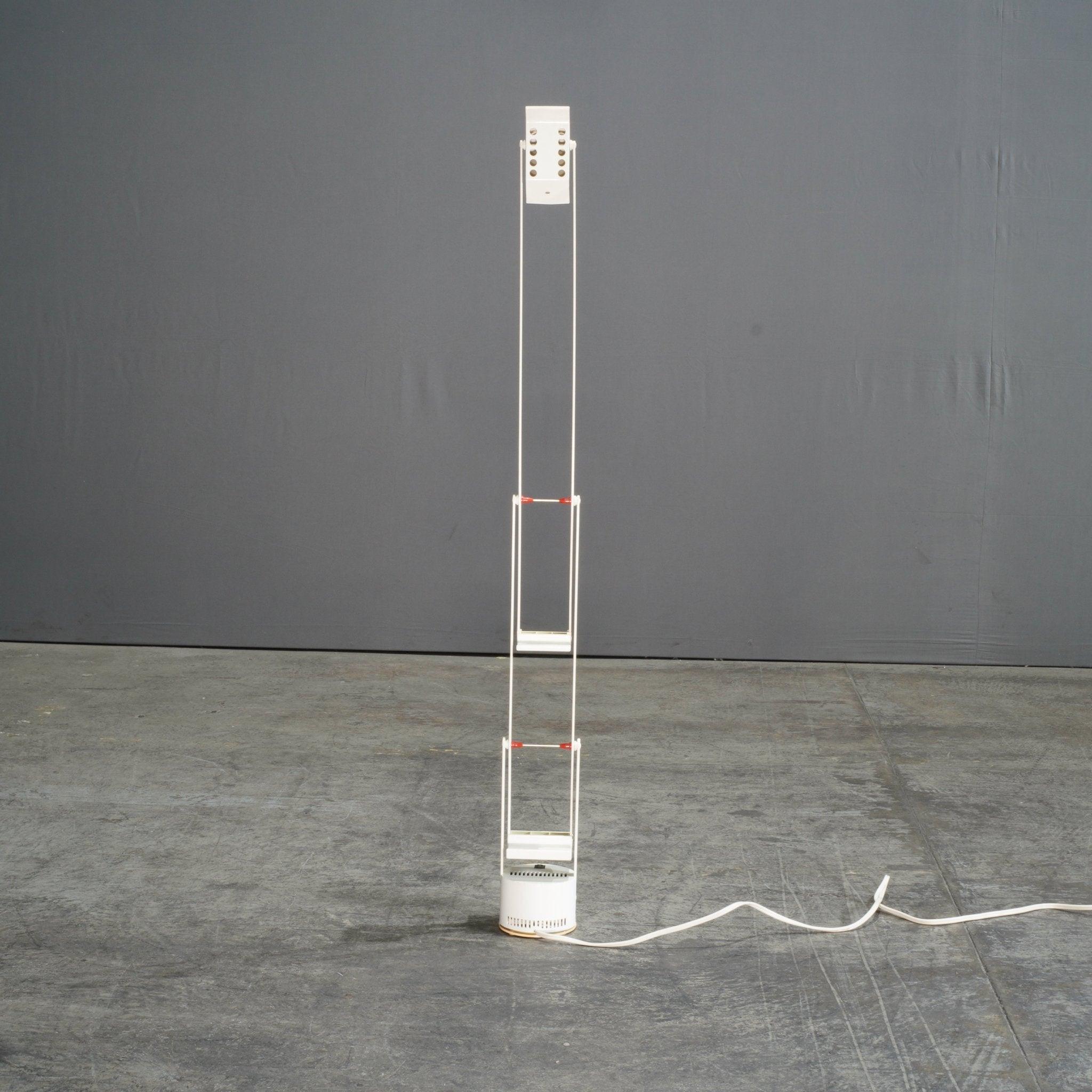 Artemide Weiße Tizio-Lampe von Richard Sapper 2