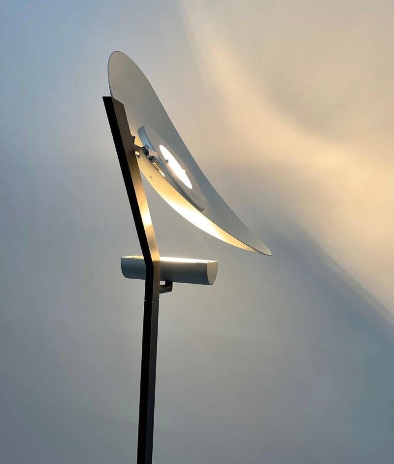 Lámpara de pie Artemide 