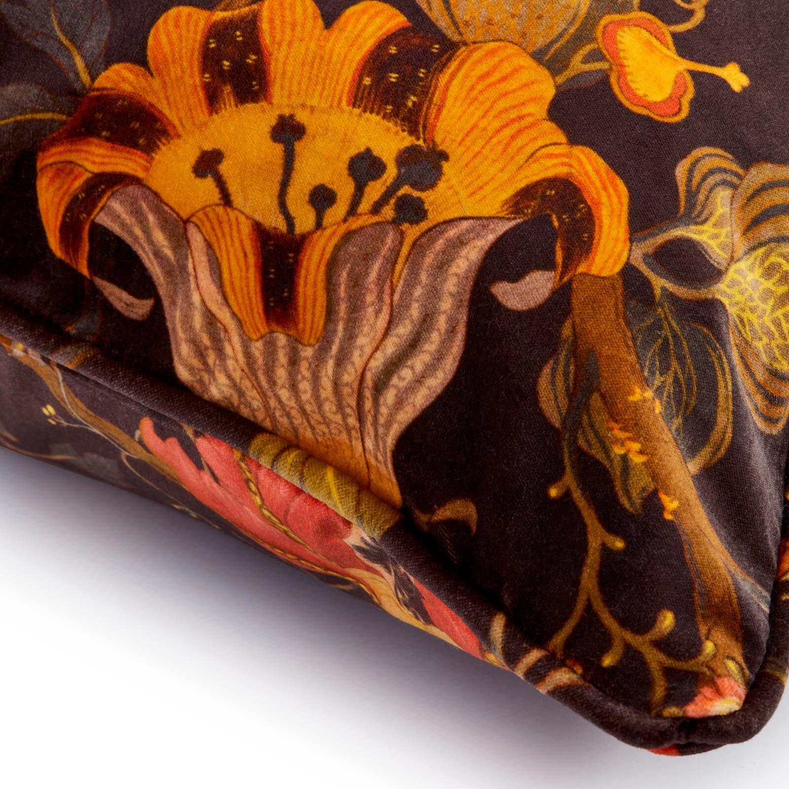 This luxury British velvet cushion features the intricate ARTEMIS print, a design that pays homage to William Morris by playing on the heightened psychedelic and non-conformist aesthetic he became known for. In this colourway, an array of
