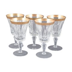 Artemisia. Five red wine glasses in crystal with 24-carat gold decoration.