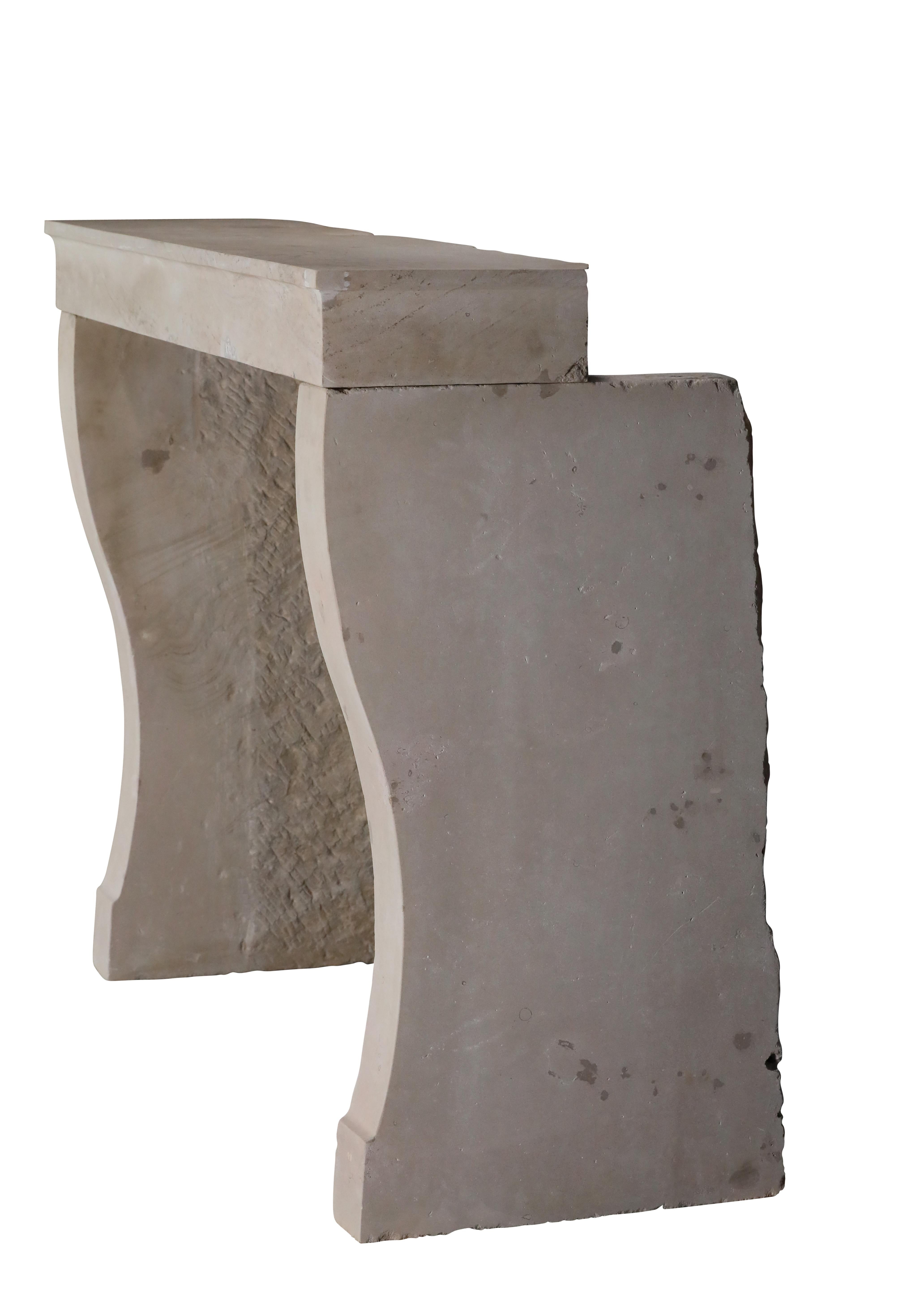 Artempo Beige Limestone Fireplace For Timeless Slow Living In Good Condition For Sale In Beervelde, BE