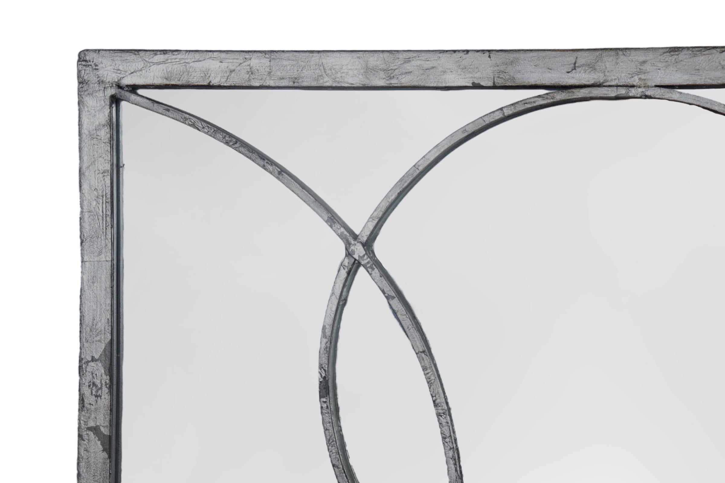 Moderne Arteriors Home Miroirs muraux en fer à feuilles d'argent, lot de 3 en vente