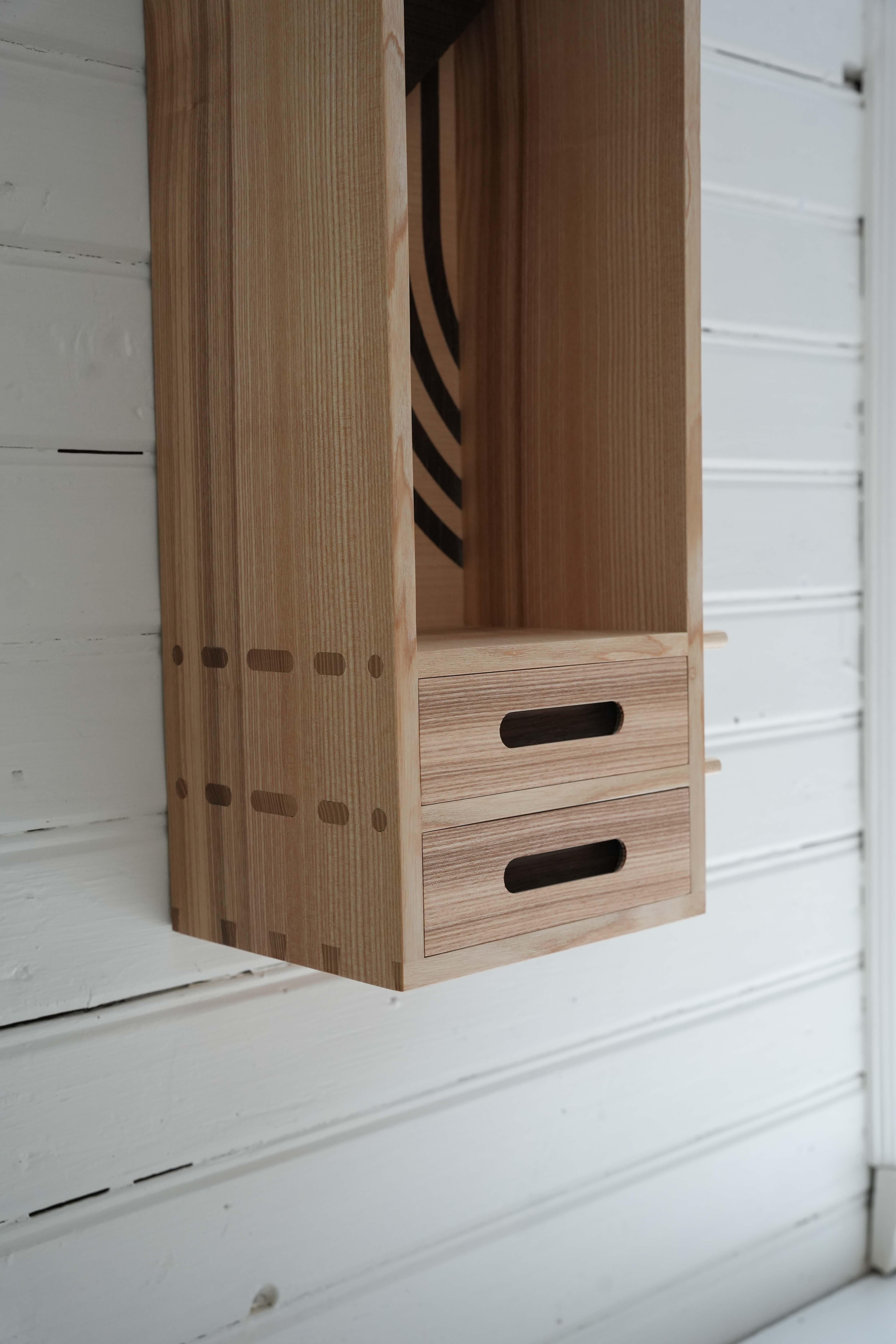 Armario de pared Artful Joinery en Nuevo estado para la venta en Habo, SE