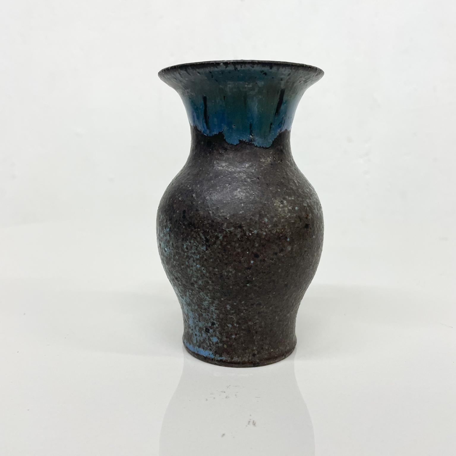 Artful Tiny Weed Pot Bud Vase Draped Blue Glaze on Black 1970s Modern In Good Condition For Sale In Chula Vista, CA
