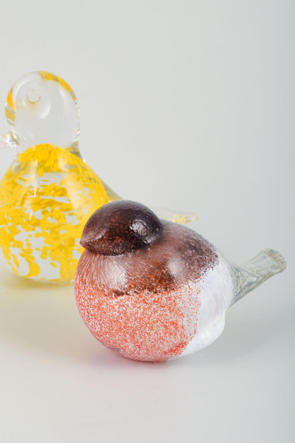 Scandinavo moderno Artglass Team, Finlandia. Tre figure di uccelli in vetro artistico. 1980s. in vendita