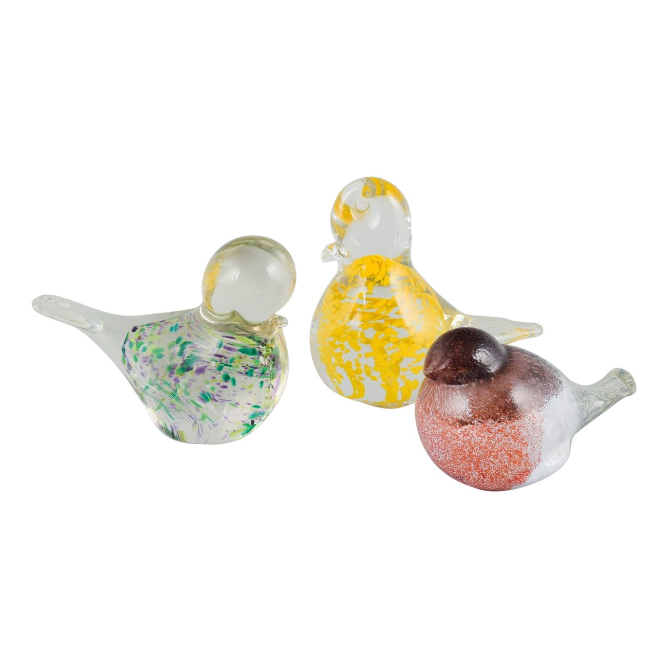 Artglass Team, Finlandia. Tre figure di uccelli in vetro artistico. 1980s.