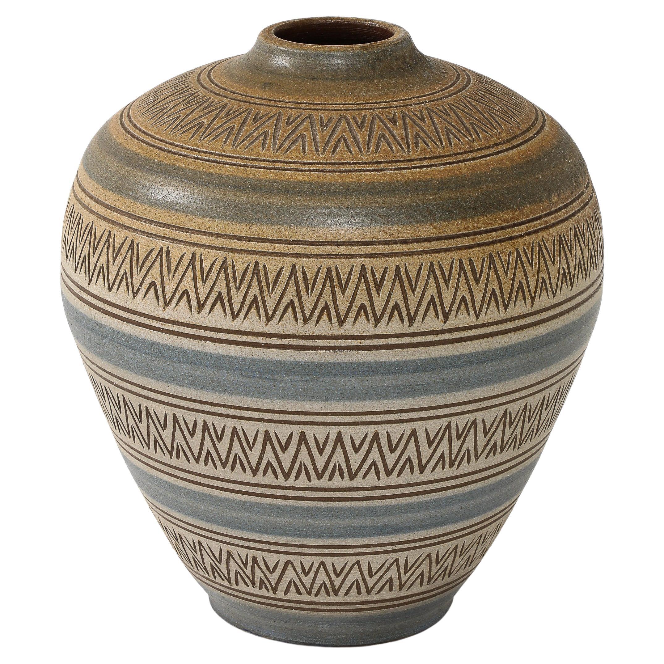 Arthur Andersson Grande vaso da terra inciso, Svezia, Wallåkra, anni '50 circa, firmato
