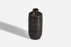 Arthur Andersson, Vase, Braun und schwarz glasiertes Steinzeug Wallåkra, Schweden, 1950er Jahre