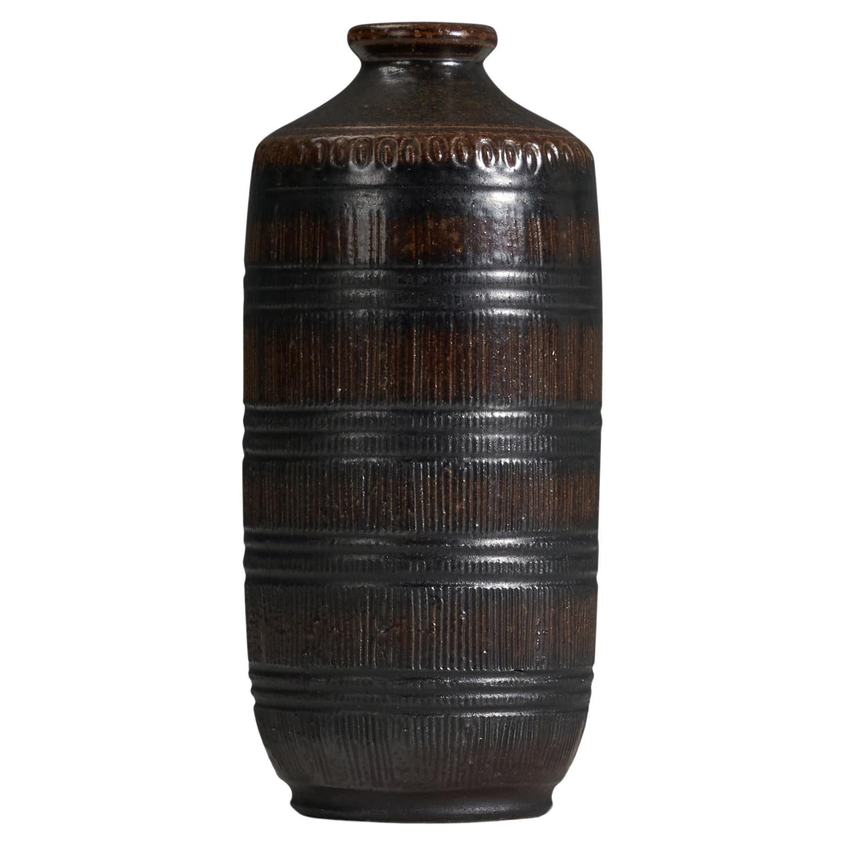 Arthur Andersson, Vase, Brown and Black Glazed Stoneware Wallåkra, Sweden, 1950s For Sale