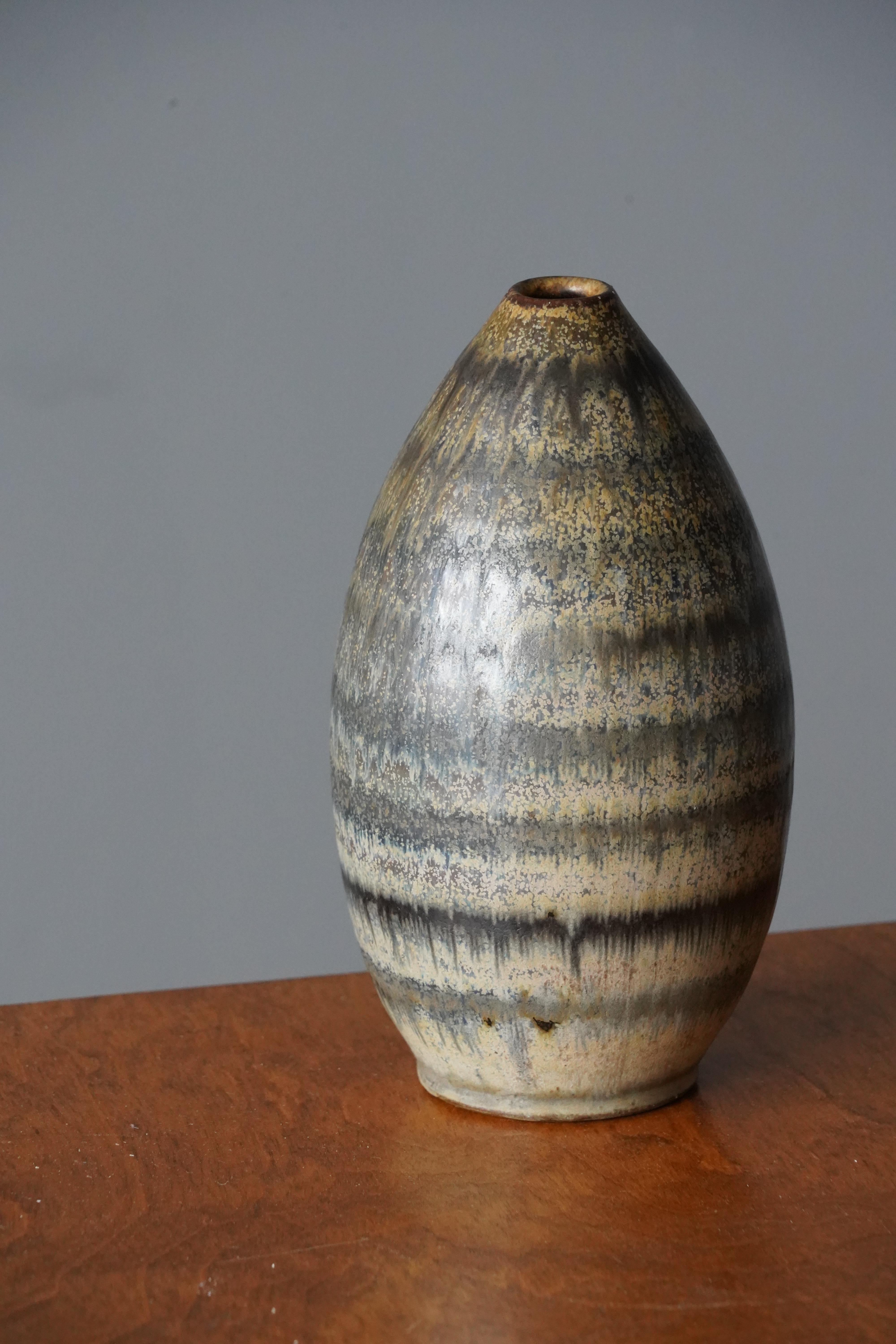 Mid-Century Modern Arthur Andersson, Vase, Brown Black Glazed Stoneware Wallåkra, Sweden, 1950s