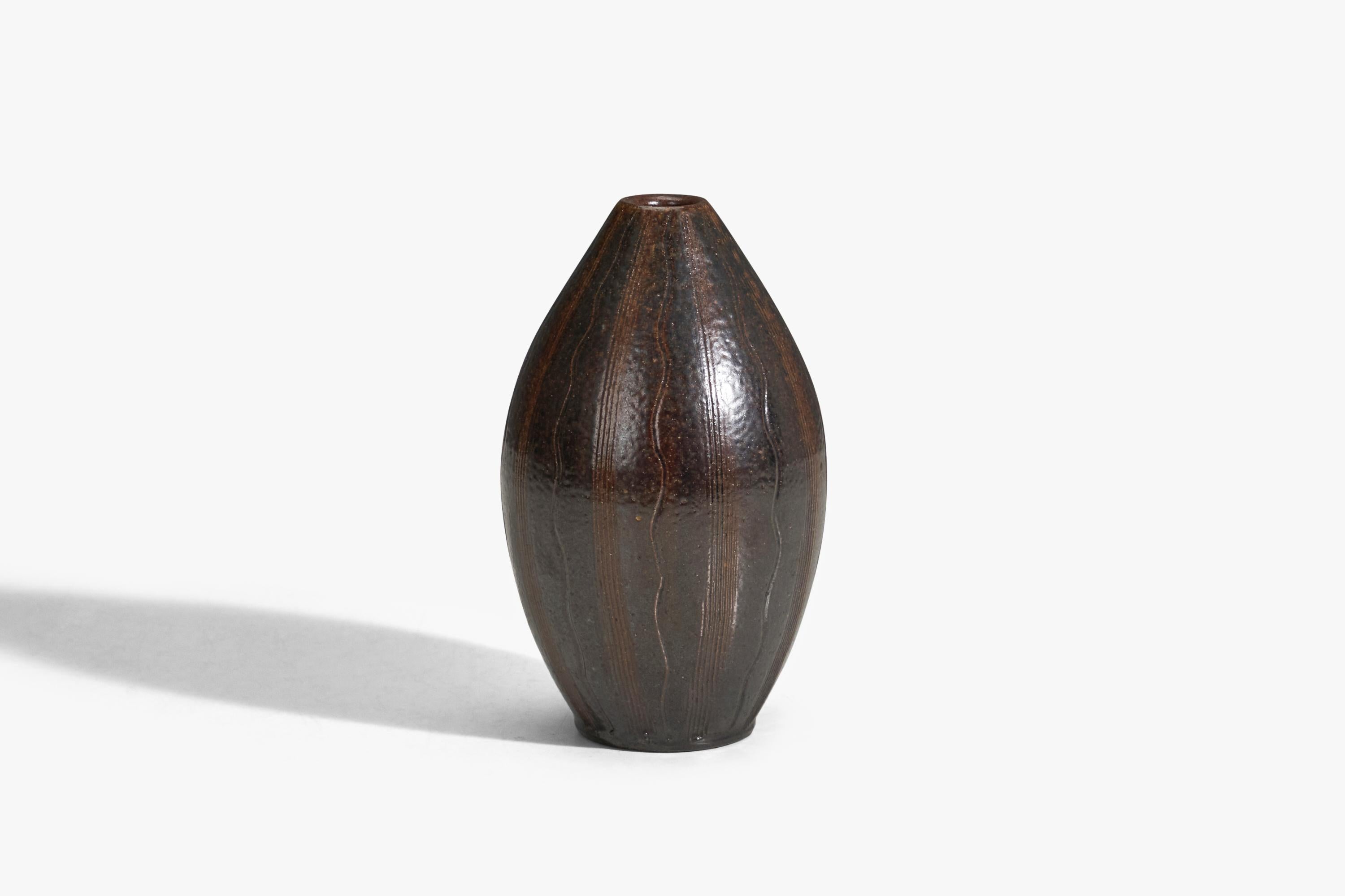 A brown glazed stoneware vase designed by Arthur Andersson and produced by Wallåkra, Sweden, 1950s.