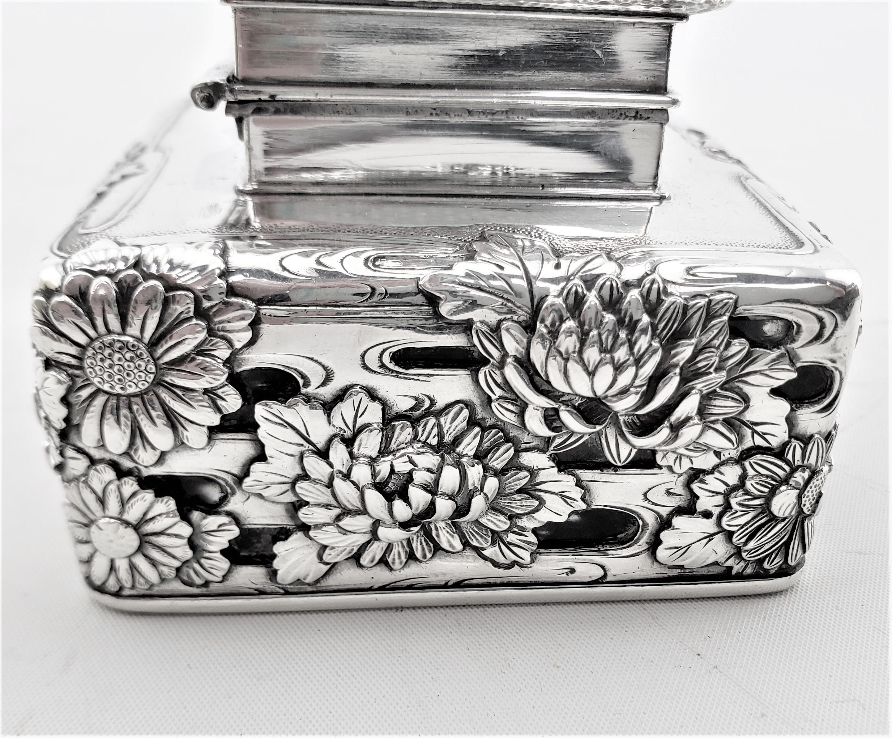 Arthur & Bond Sterling Silver Inkwell with Repousse & Chased Water Lilies For Sale 7