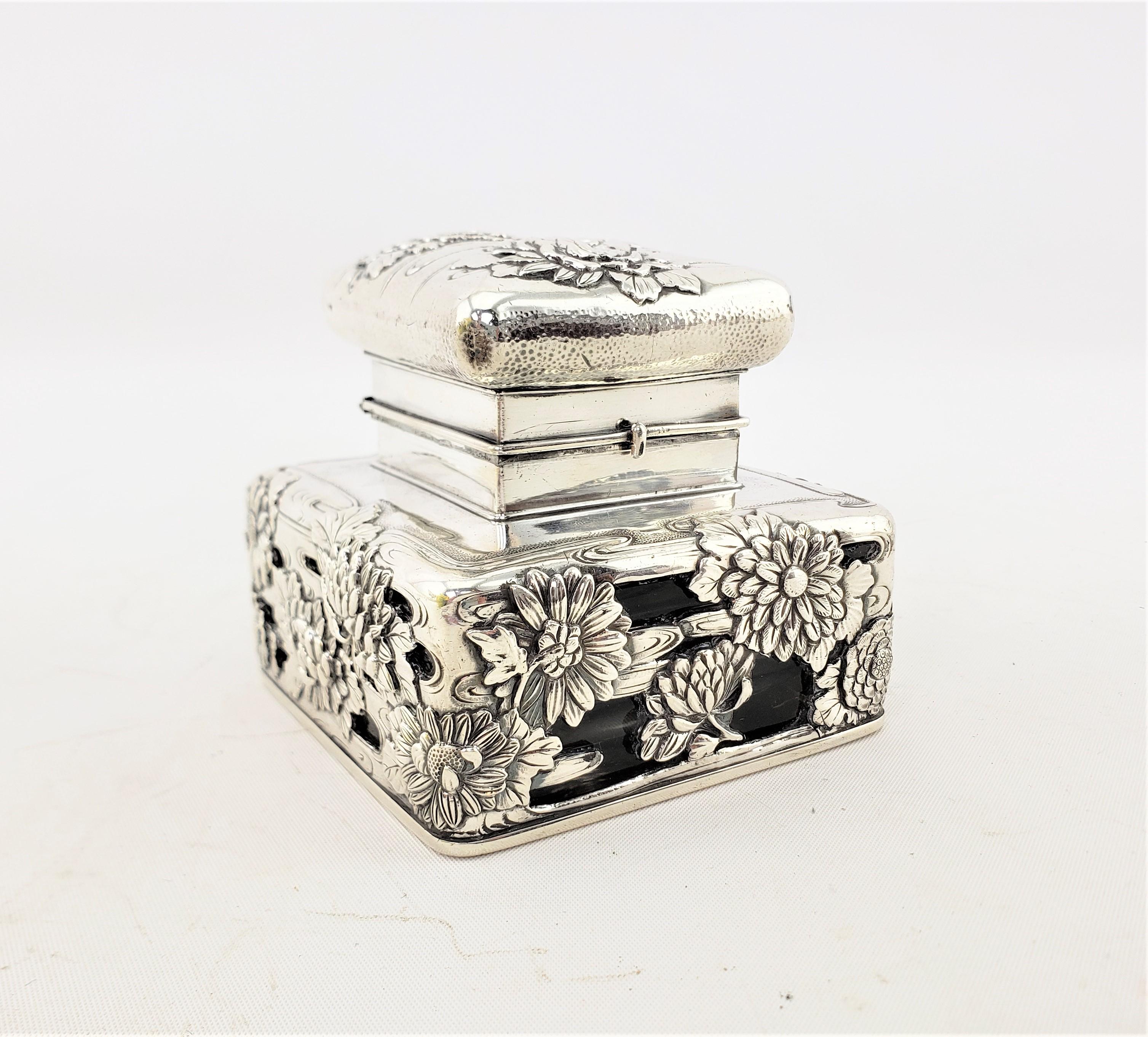 Japanese Arthur & Bond Sterling Silver Inkwell with Repousse & Chased Water Lilies For Sale