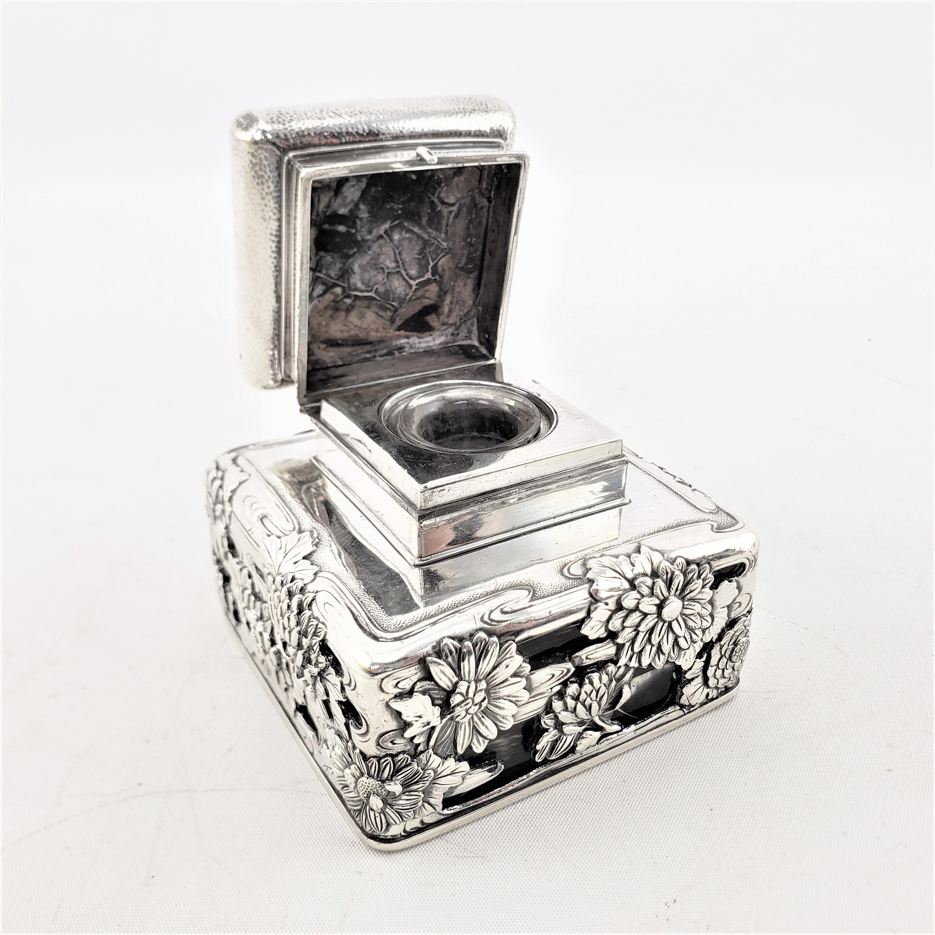 Arthur & Bond Sterling Silver Inkwell with Repousse & Chased Water Lilies For Sale 1