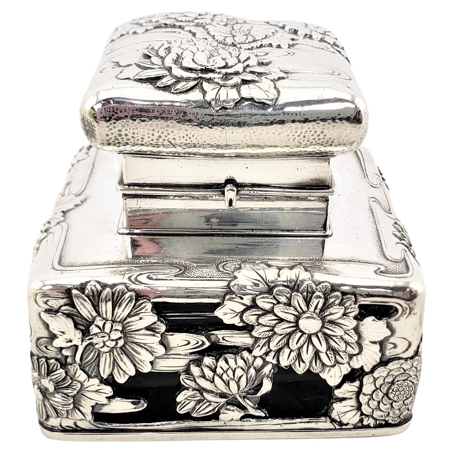Arthur & Bond Sterling Silver Inkwell with Repousse & Chased Water Lilies For Sale
