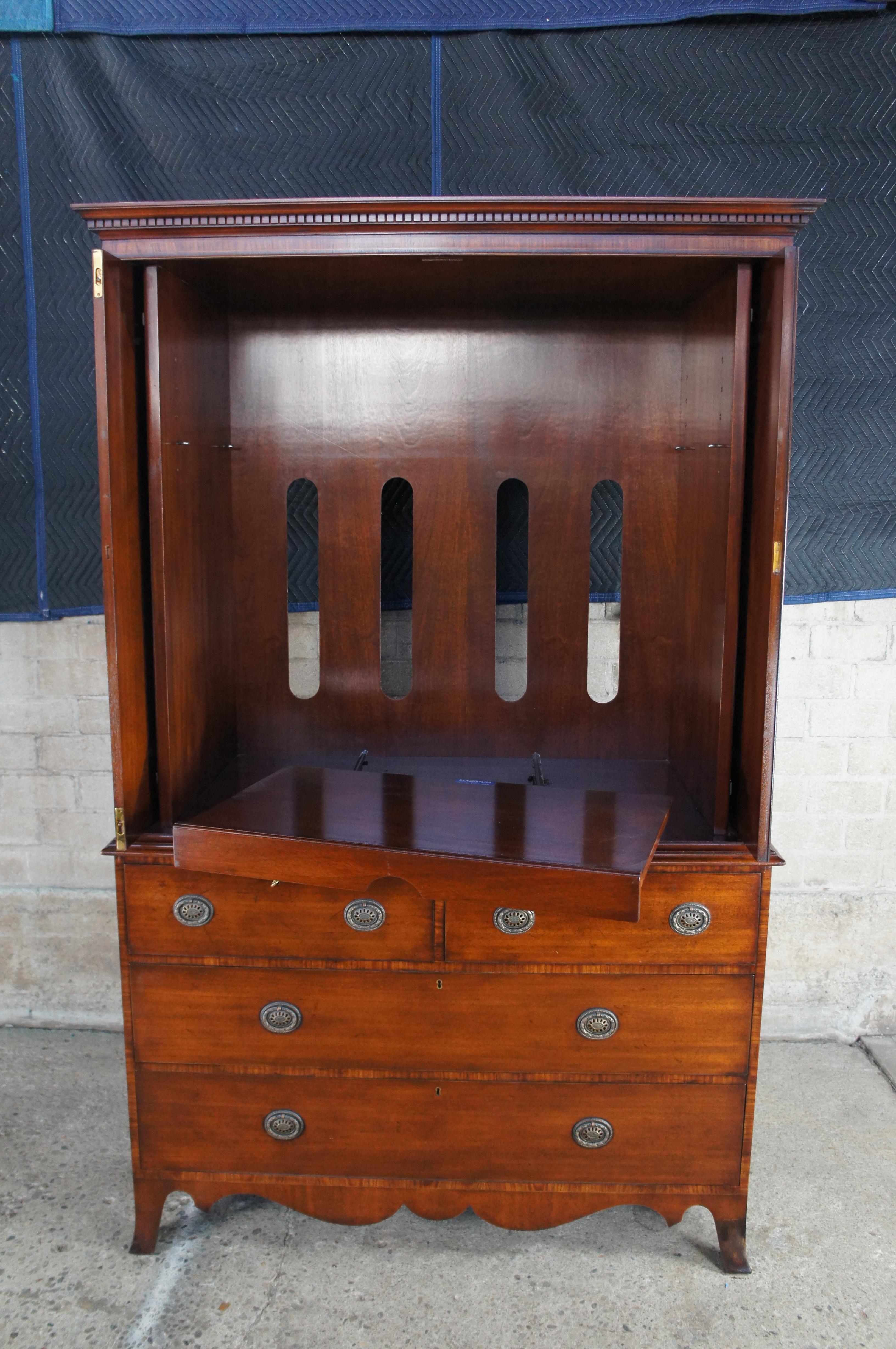 Arthur Brett George III English Crotch Mahogany Linen Press Wardrobe TV Cabinet For Sale 2