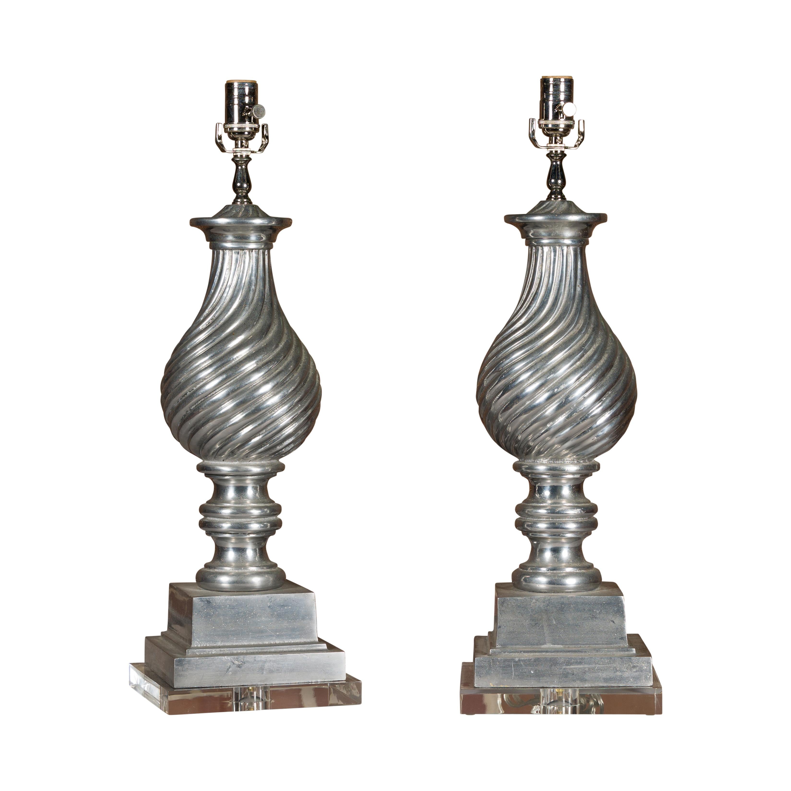Arthur Court 1970s Polished Aluminum Table Lamps with Twisted Motifs, a Pair For Sale 12