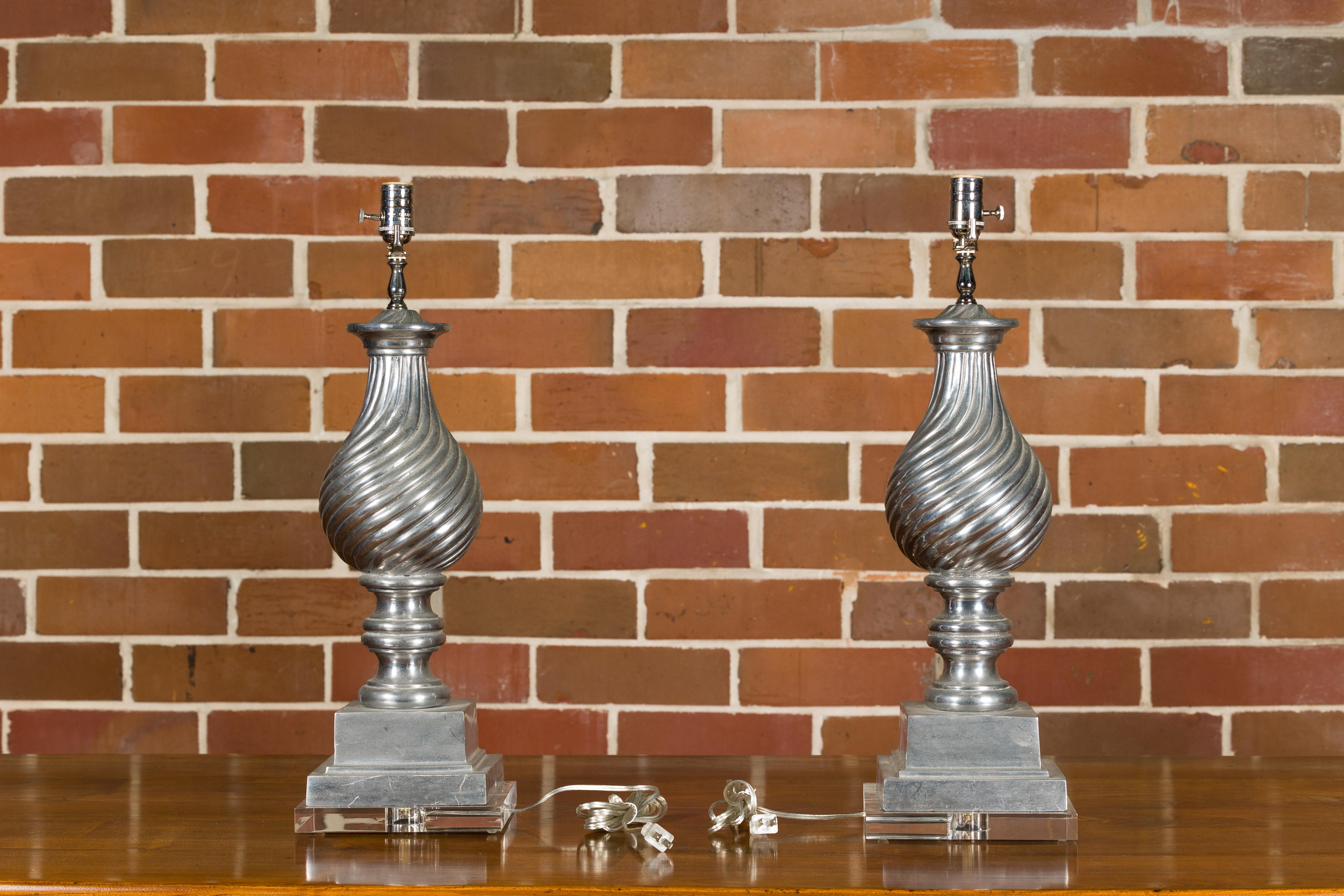 Arthur Court 1970s Polished Aluminum Table Lamps with Twisted Motifs, a Pair For Sale 1