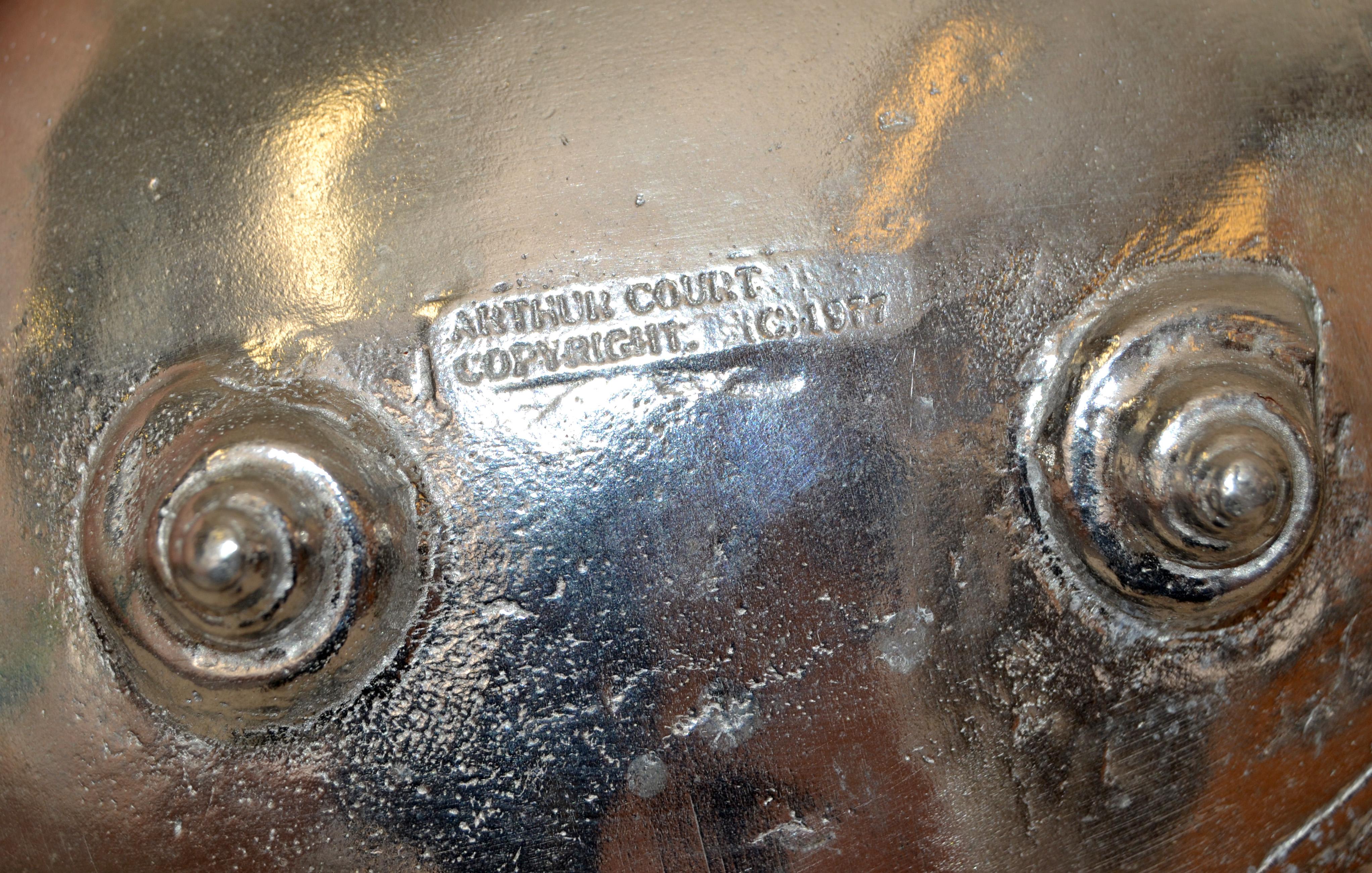Arthur Court 1977 Nautical Aluminum Koi Fish Footed Shell Bowl Red Carnelian Eye For Sale 4