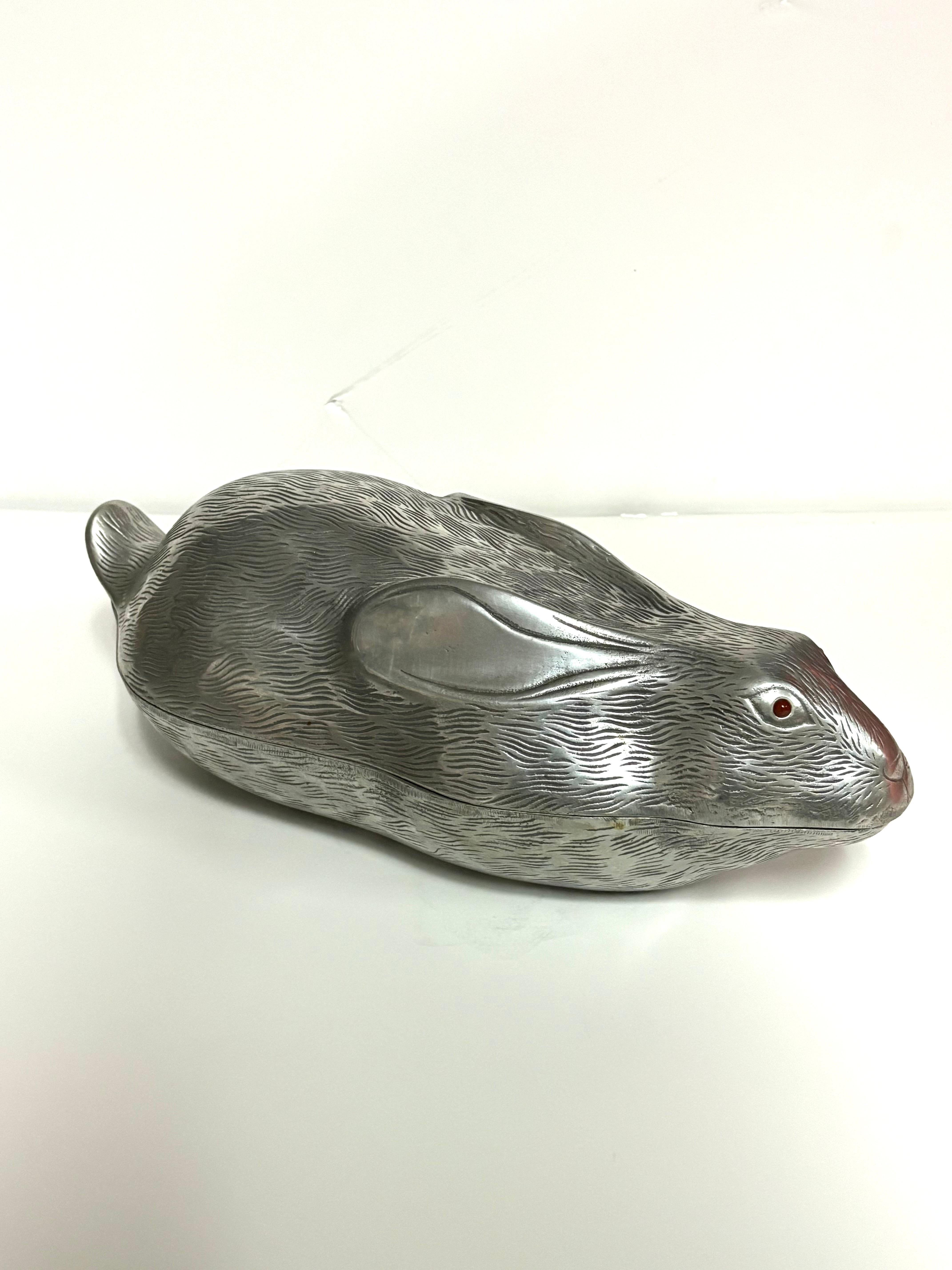 "Conejo" - Sculpture de Arthur Court