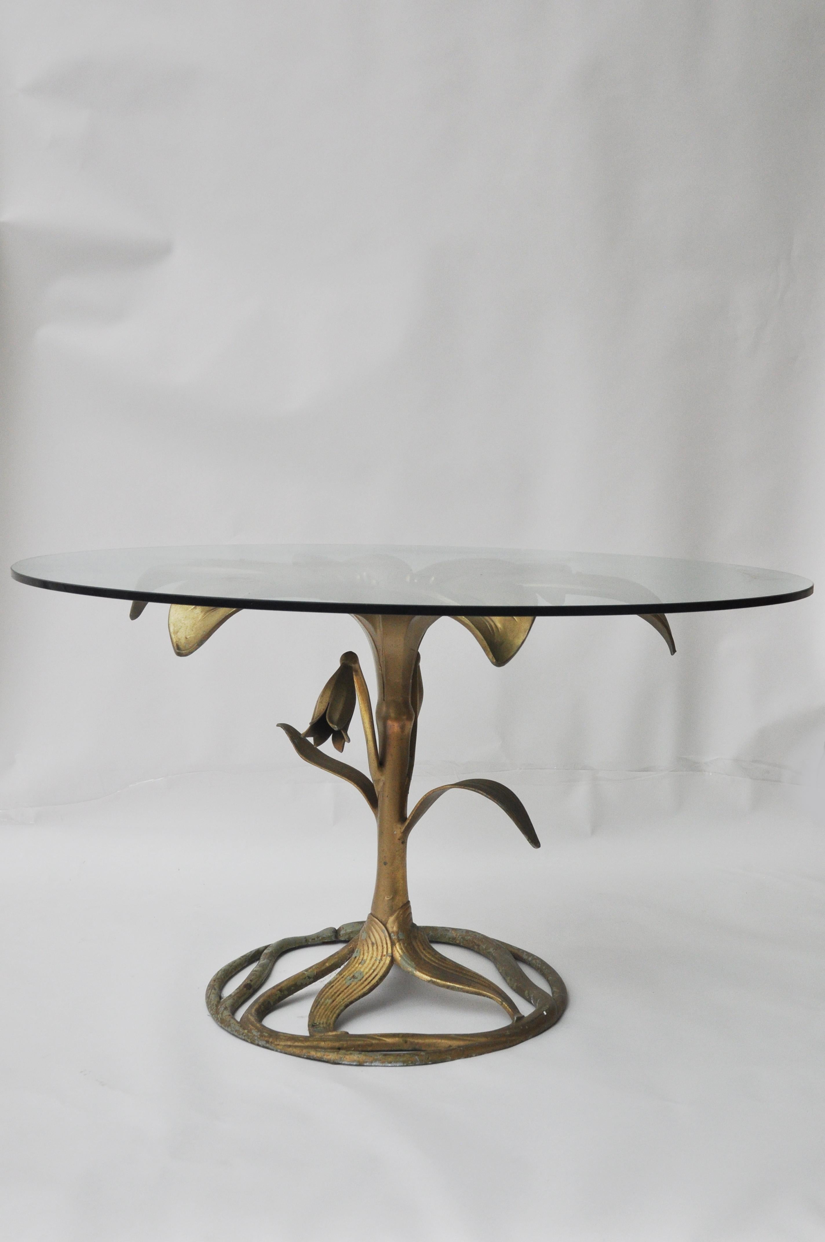 American Arthur Court Dining or Center Lily Table