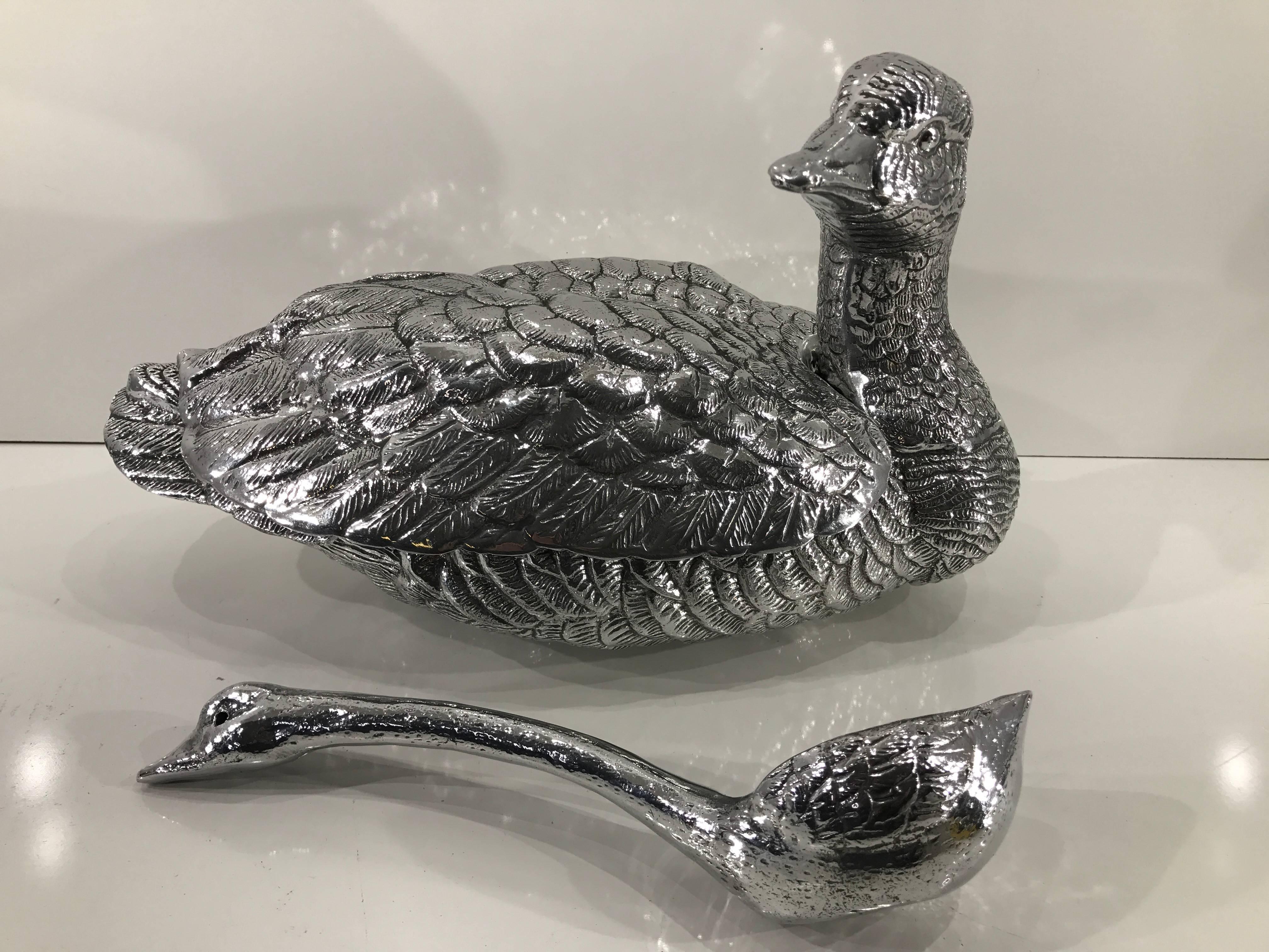 Arthur Court, Duck and Duckling Tureen, 1978 In Good Condition For Sale In West Palm Beach, FL
