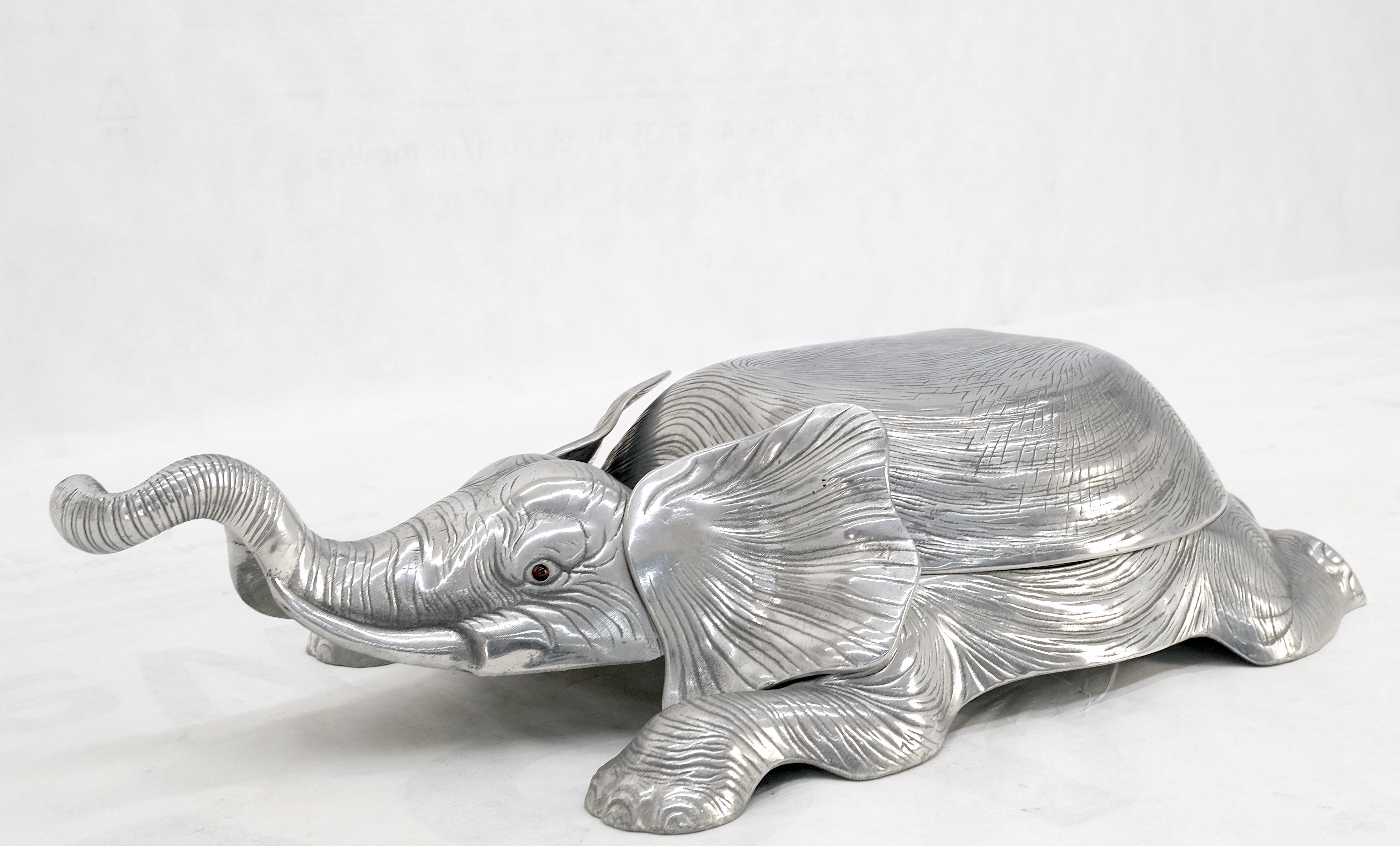 Boîte à plateau en forme de sculpture d'éléphant Arthur Court  en vente 1