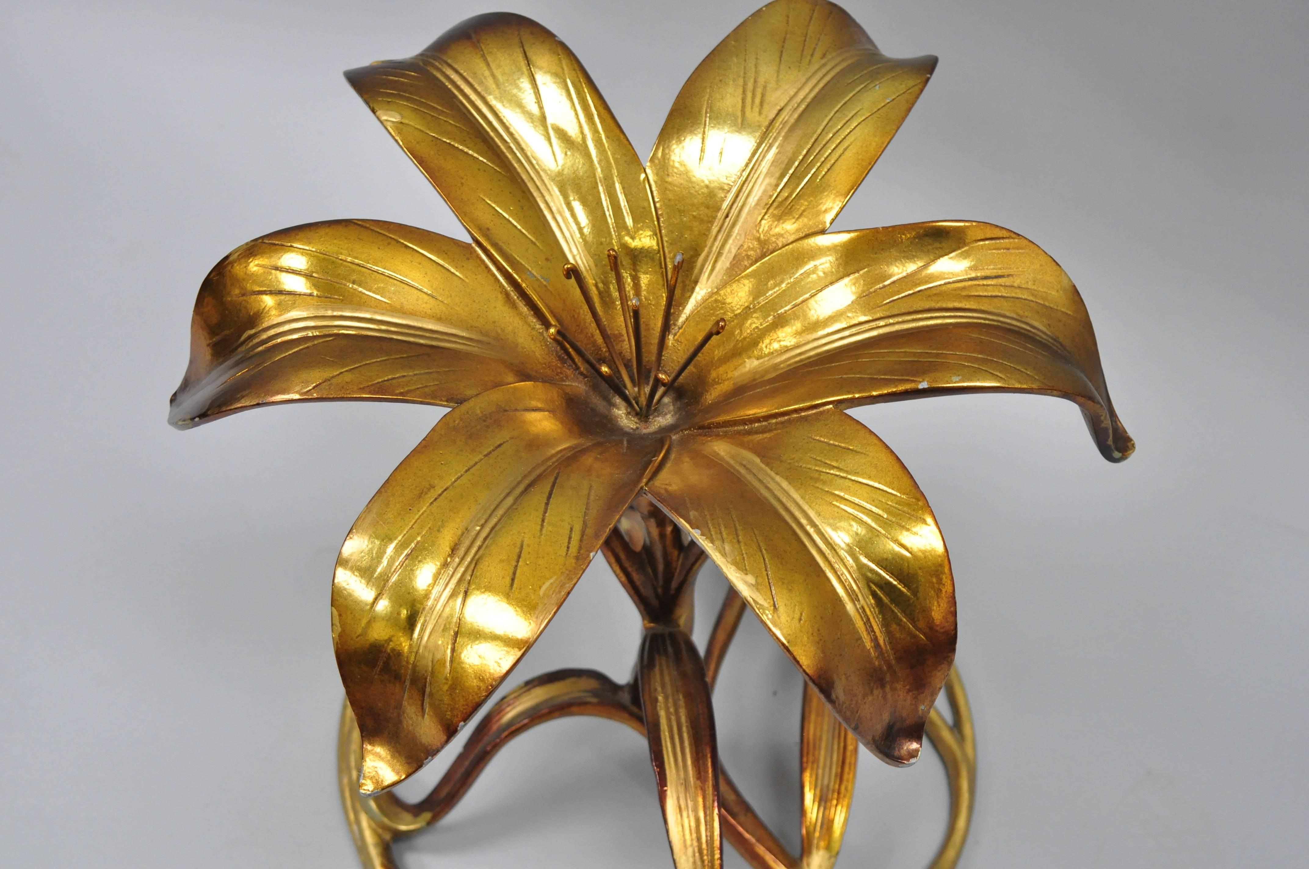 American Arthur Court Hollywood Regency Gold Lily Leaf Flower Round Glass Top Side Table