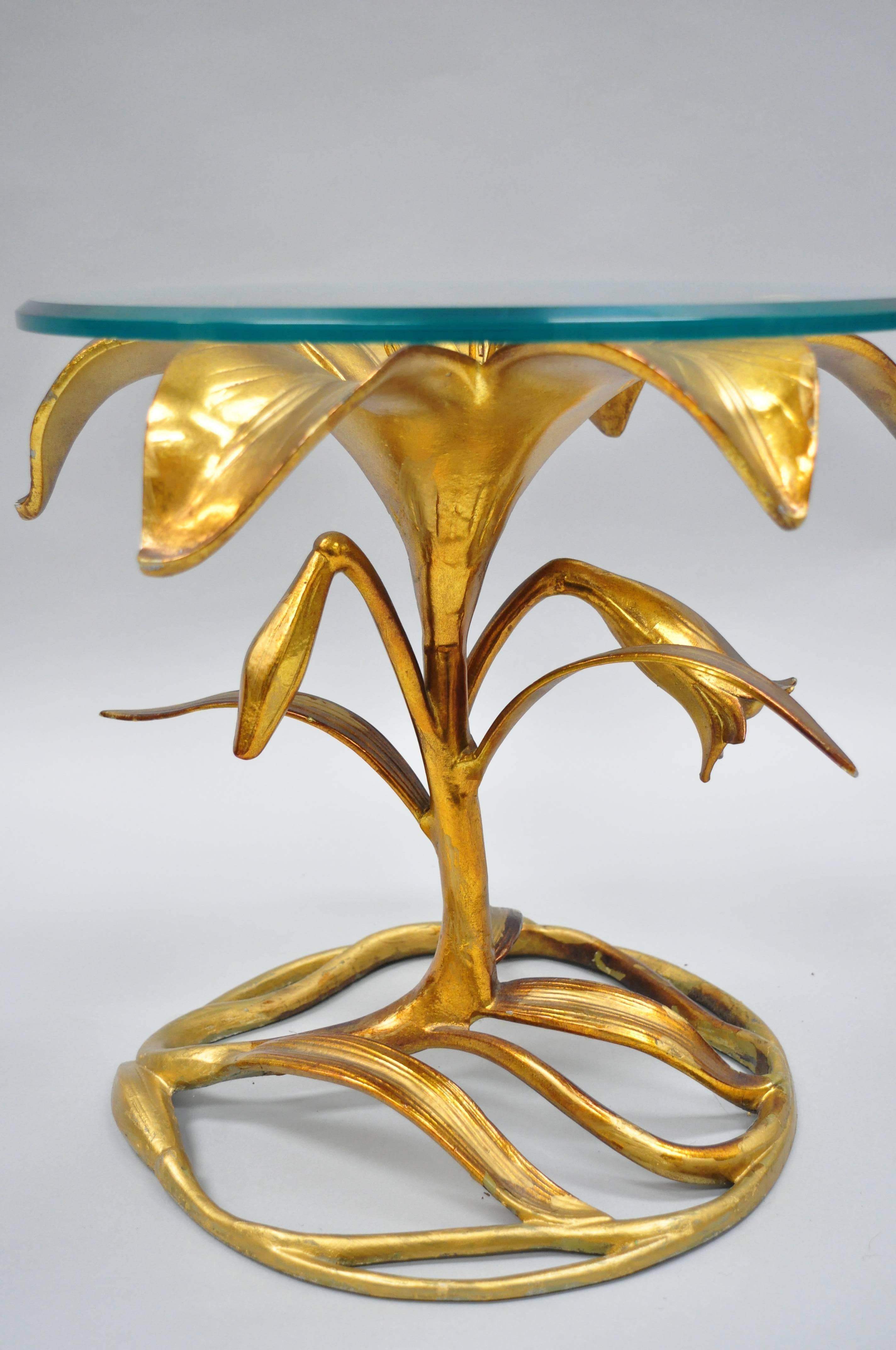 Aluminum Arthur Court Hollywood Regency Gold Lily Leaf Flower Round Glass Top Side Table