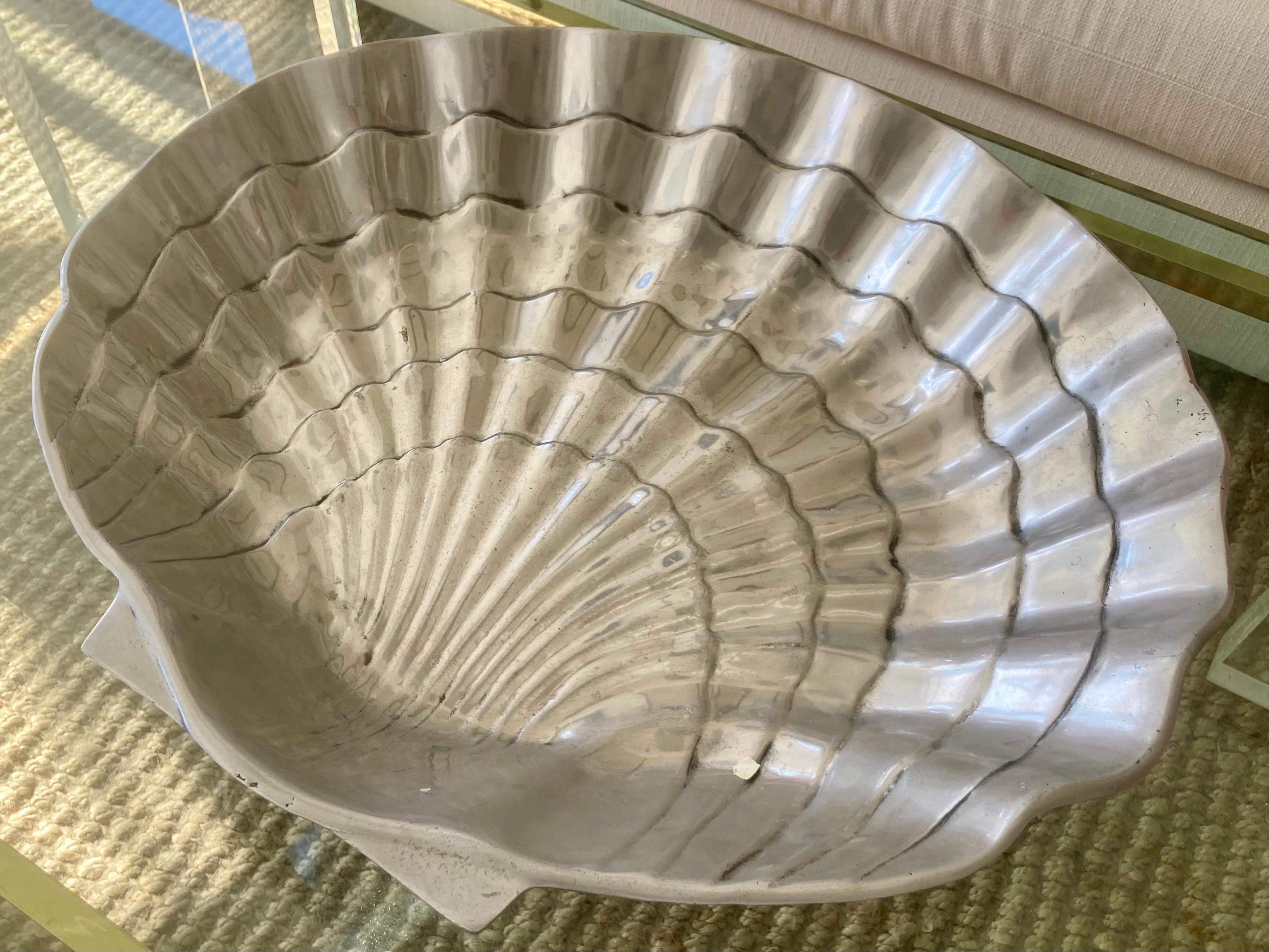 Grand bol en coquillage de style Arthur Court - 1 en vente 1