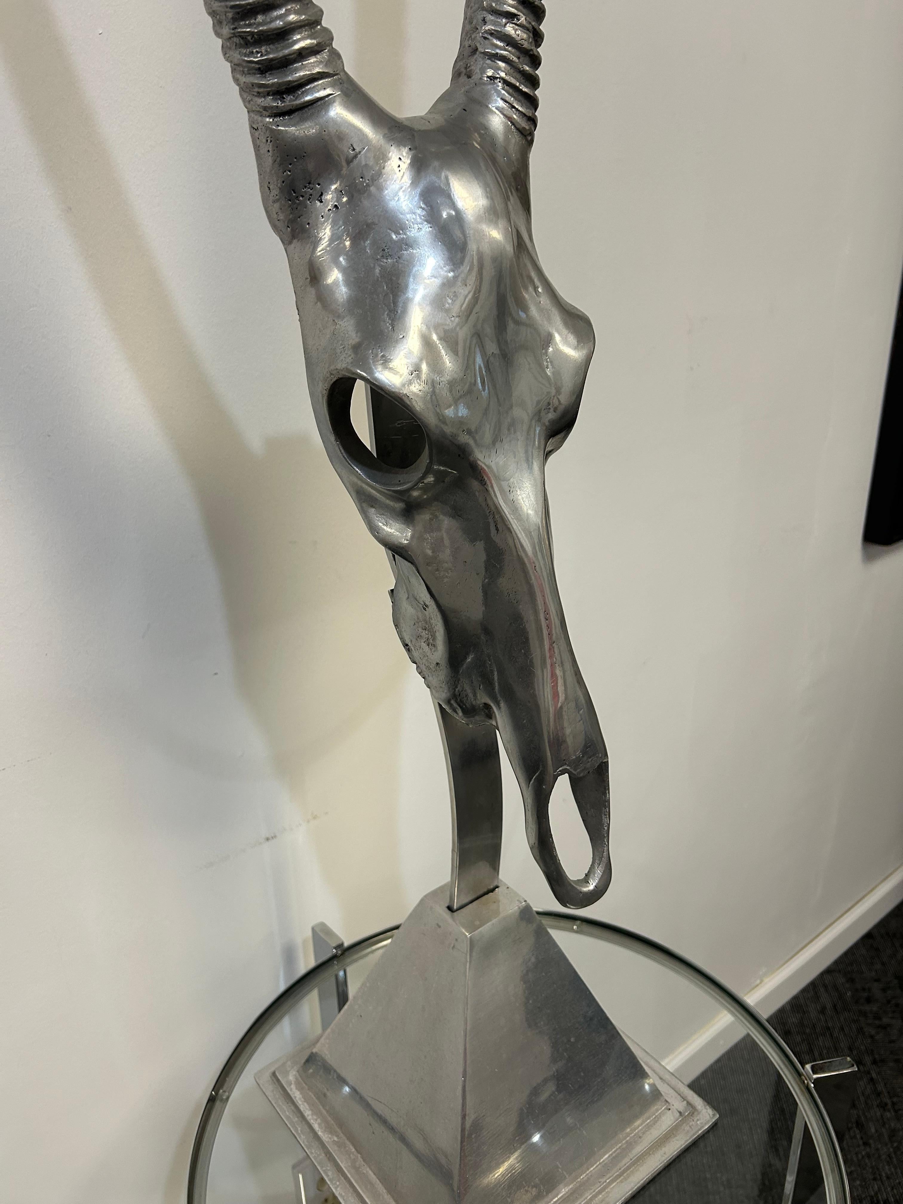 Arthur Court, hohe Aluminiumskulptur eines  gazelle im Angebot 6