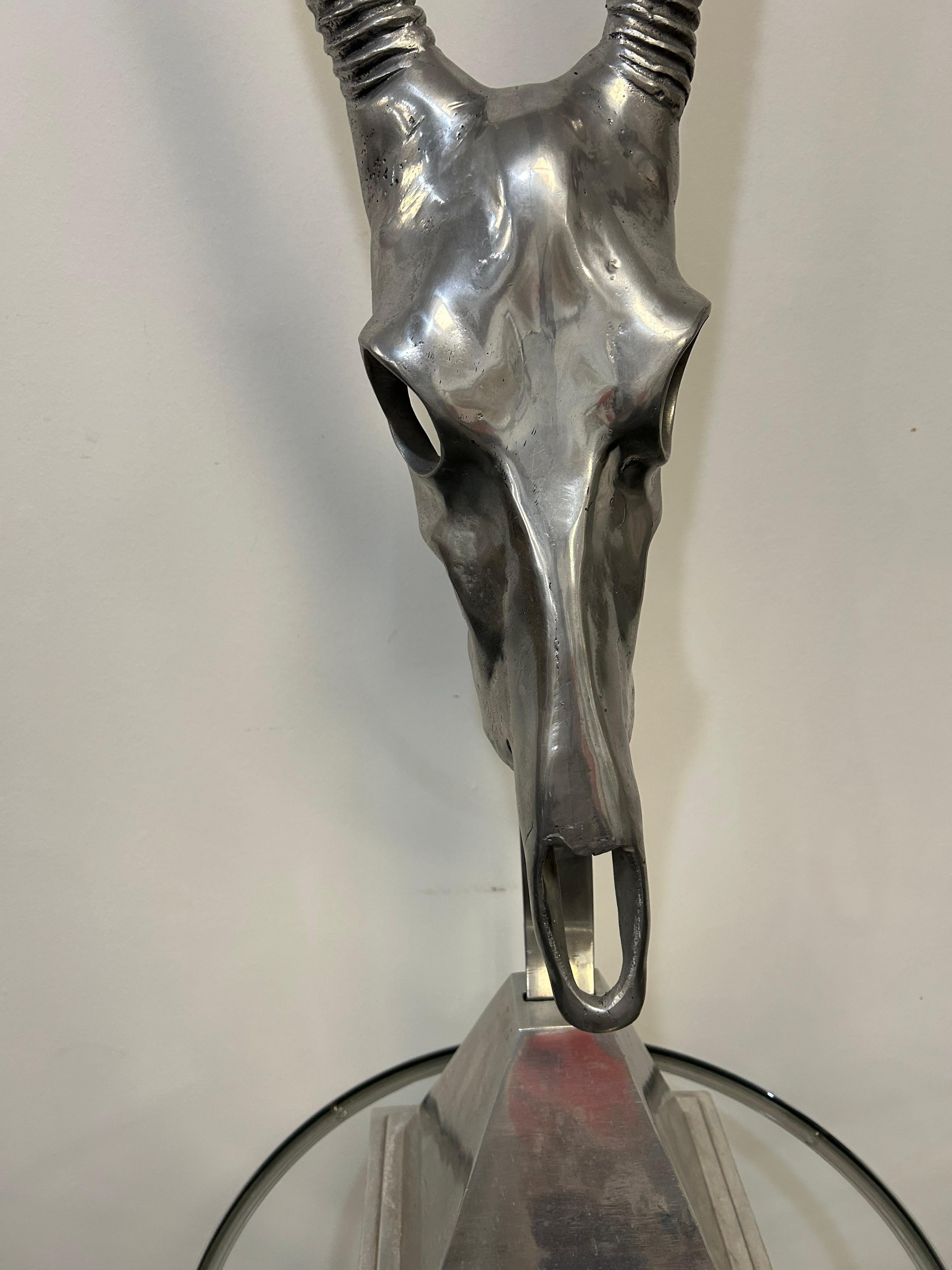 Arthur Court, hohe Aluminiumskulptur eines  gazelle im Angebot 10