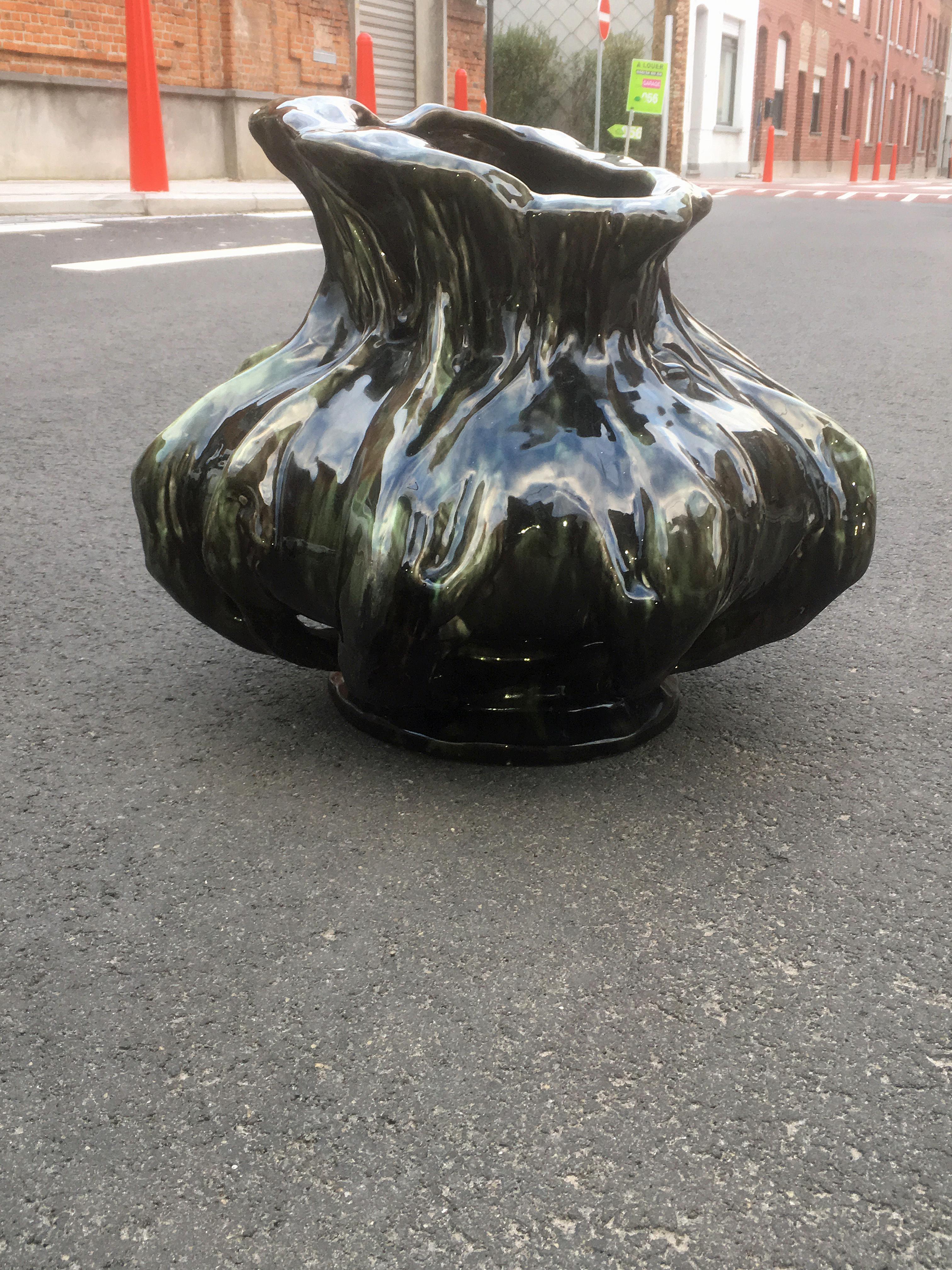 Belge Grand vase en céramique Arthur Craco:: vers 1900 en vente