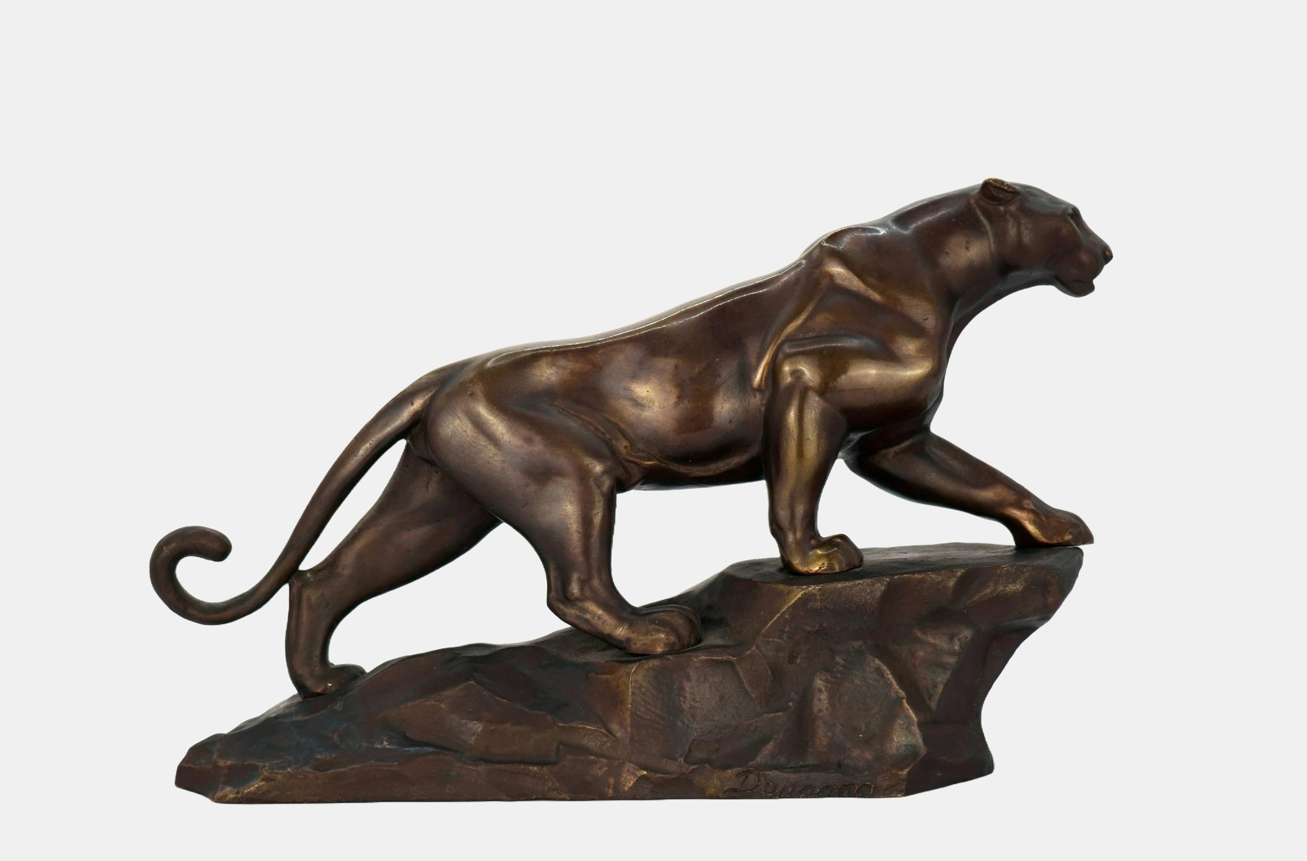 La panthère à l'assaut du ciel / - La puissante Elegance de l'animalité - - Sculpture de Arthur Dupagne
